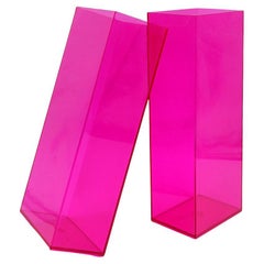 Pair of Large Pink Acrylic Vases - Modern 21th