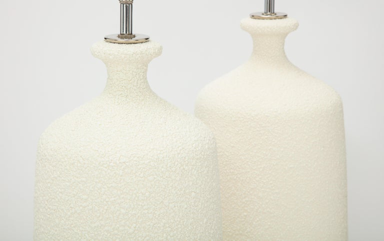Pair of Large Popcorn Textured Ceramic Lamps In Good Condition In New York, NY