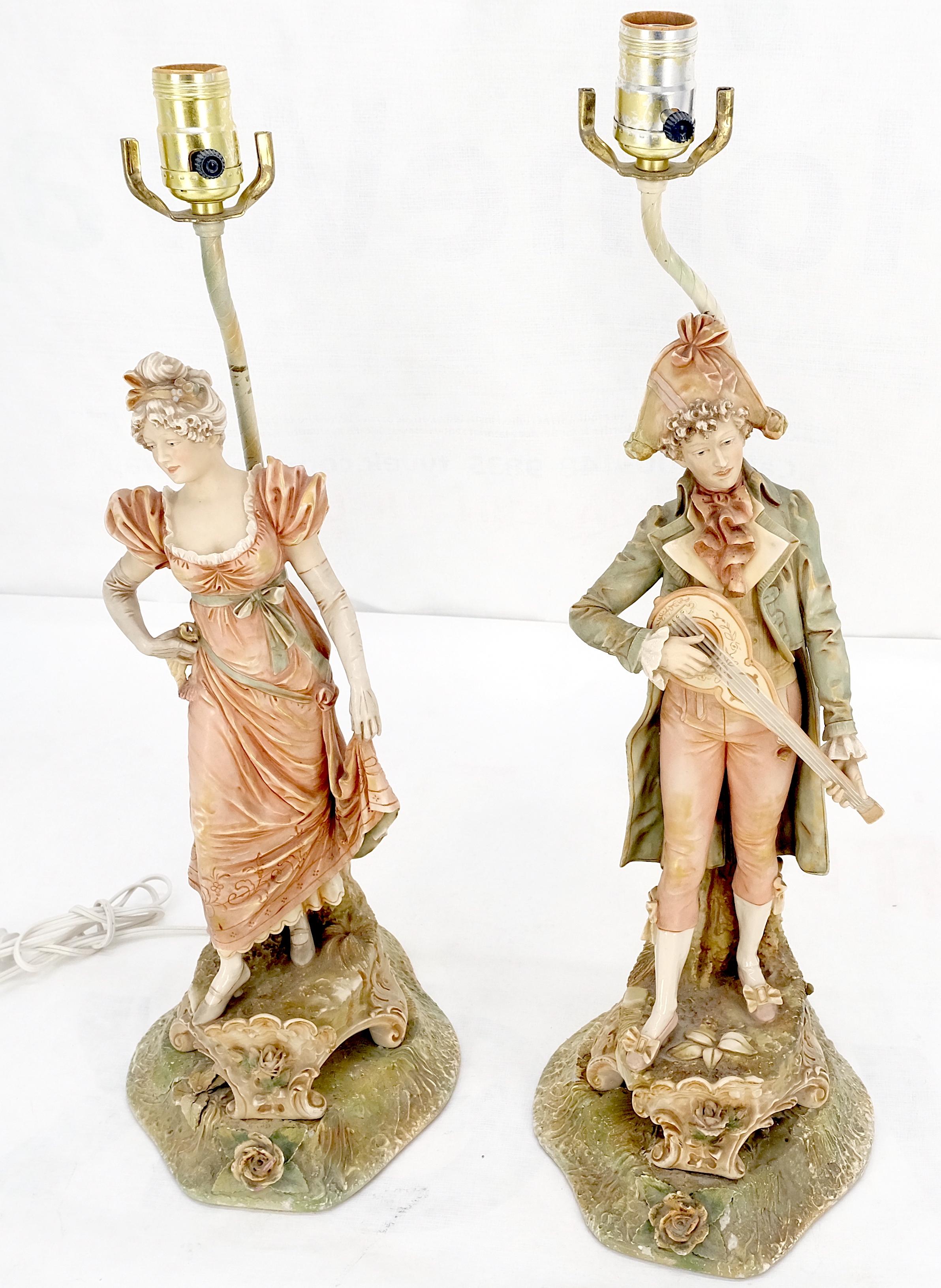 Coppia di grandi lampade da tavolo in porcellana e ceramica danzante molto belle MINT! in vendita 4