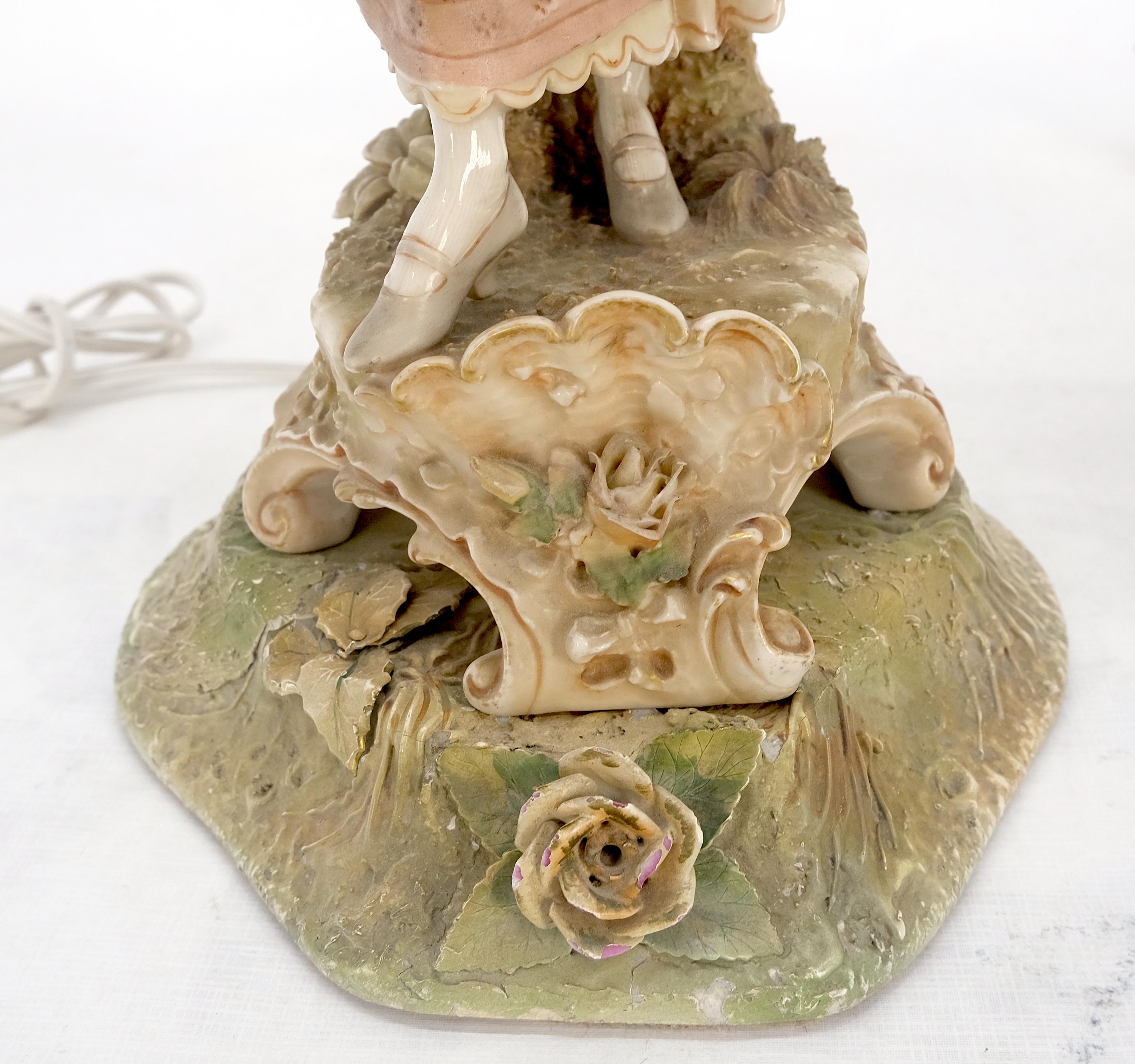 Coppia di grandi lampade da tavolo in porcellana e ceramica danzante molto belle MINT! in vendita 7