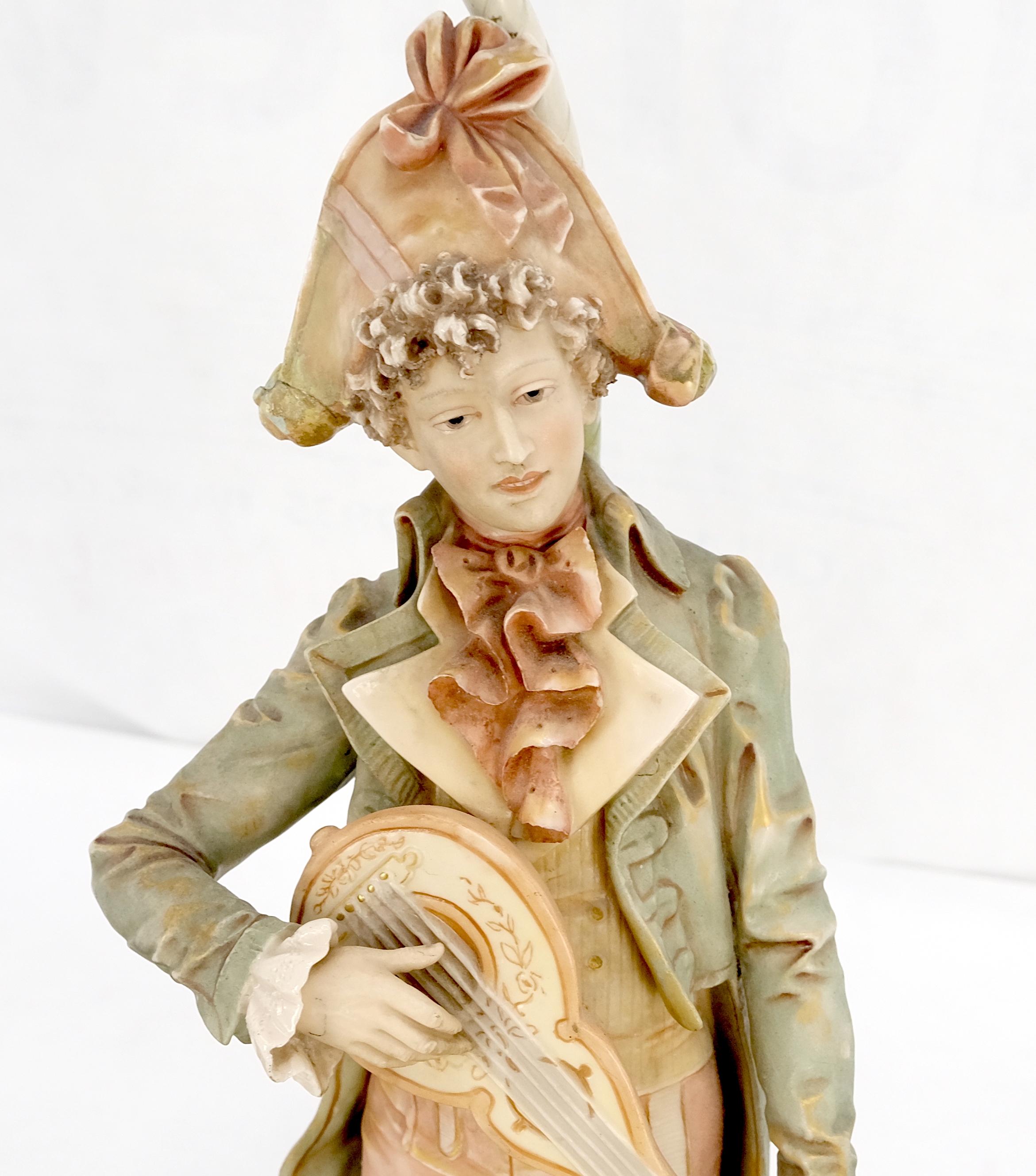 Coppia di grandi lampade da tavolo in porcellana e ceramica danzante molto belle MINT! in vendita 1