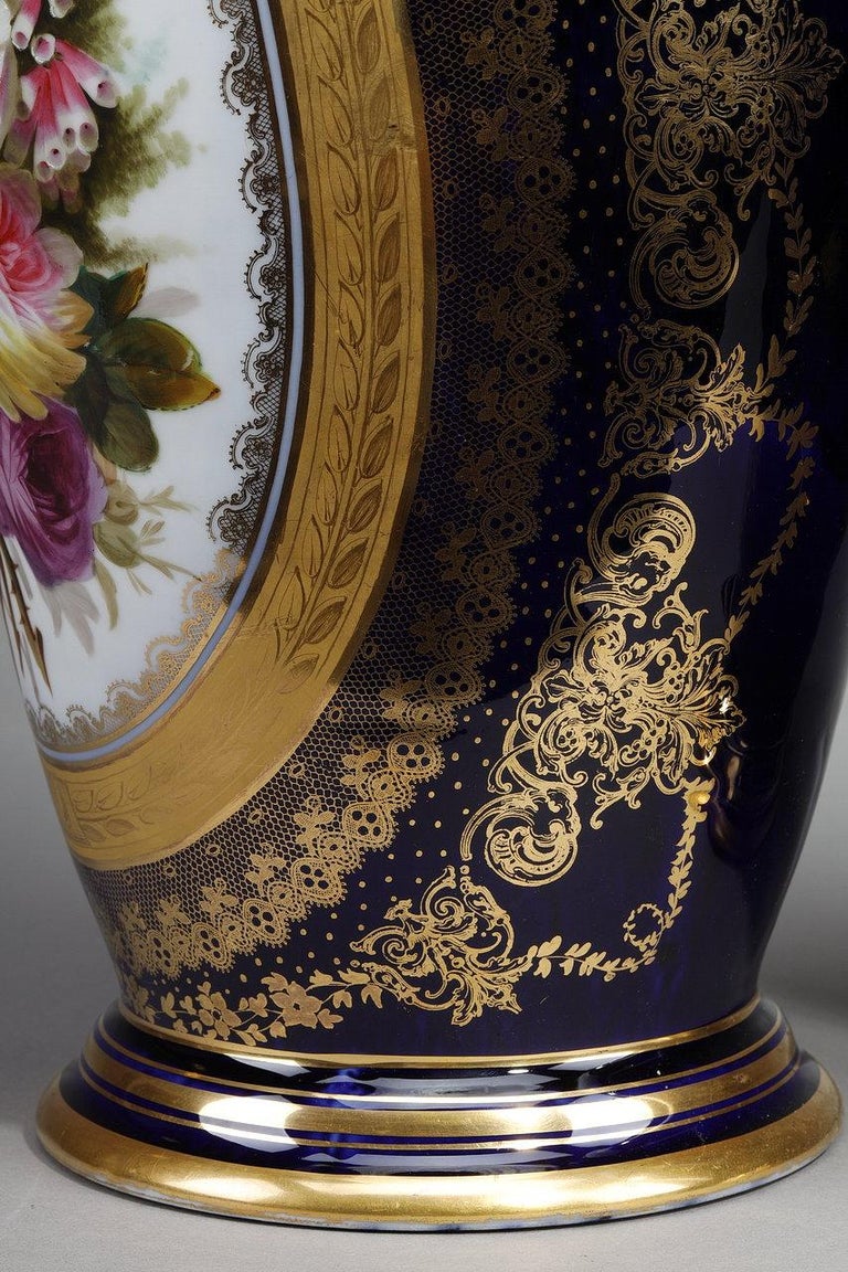 Pair of large porcelain vases with "Valentine blue" background For Sale