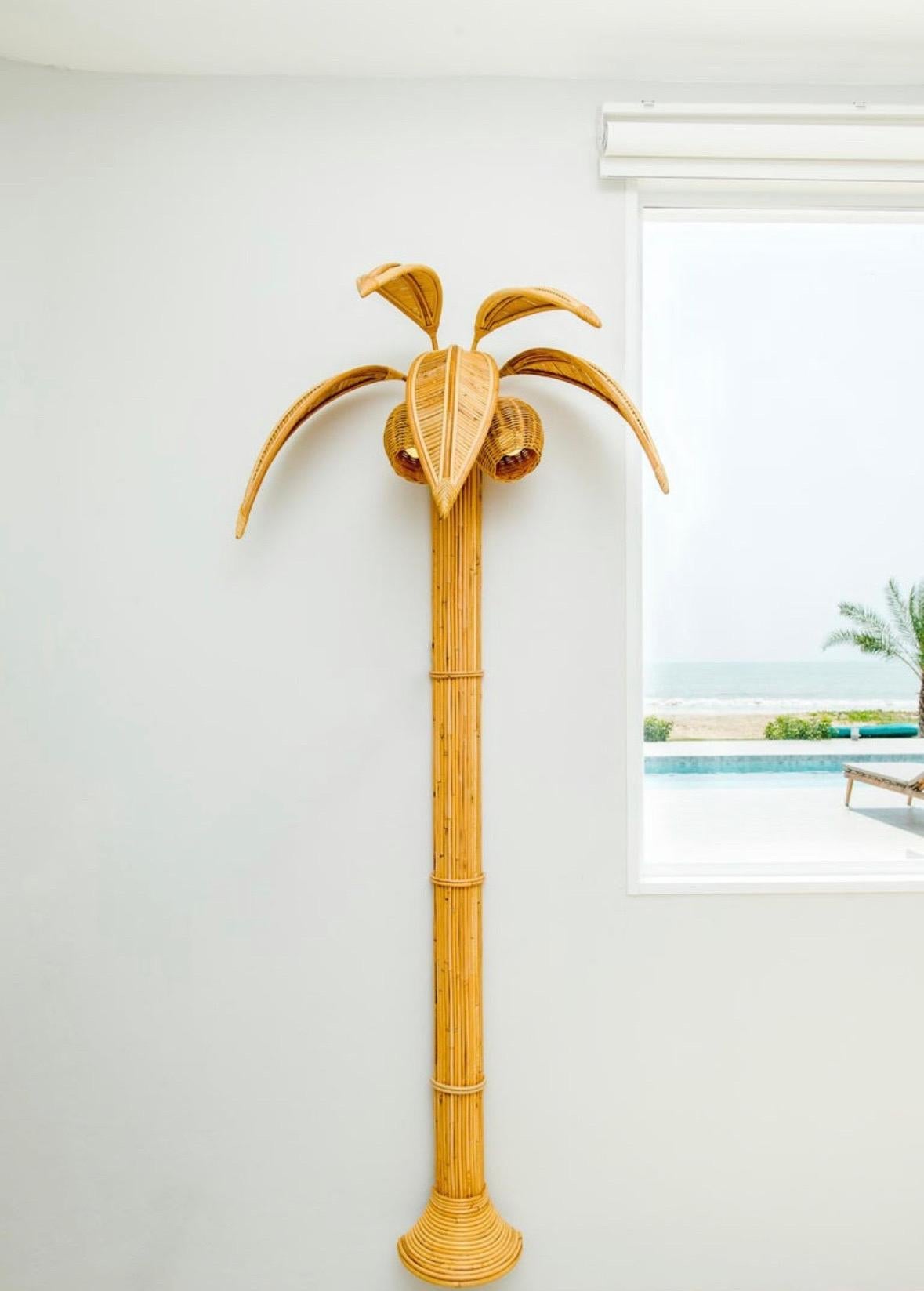 Pair of large rattan « palm trees/coconut trees wall lights » For Sale 1