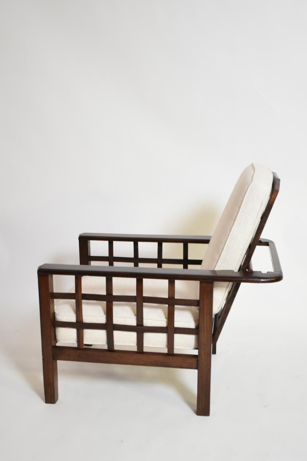 Mid-20th Century Pair of large reclinable armchairs, 1930s. For Sale