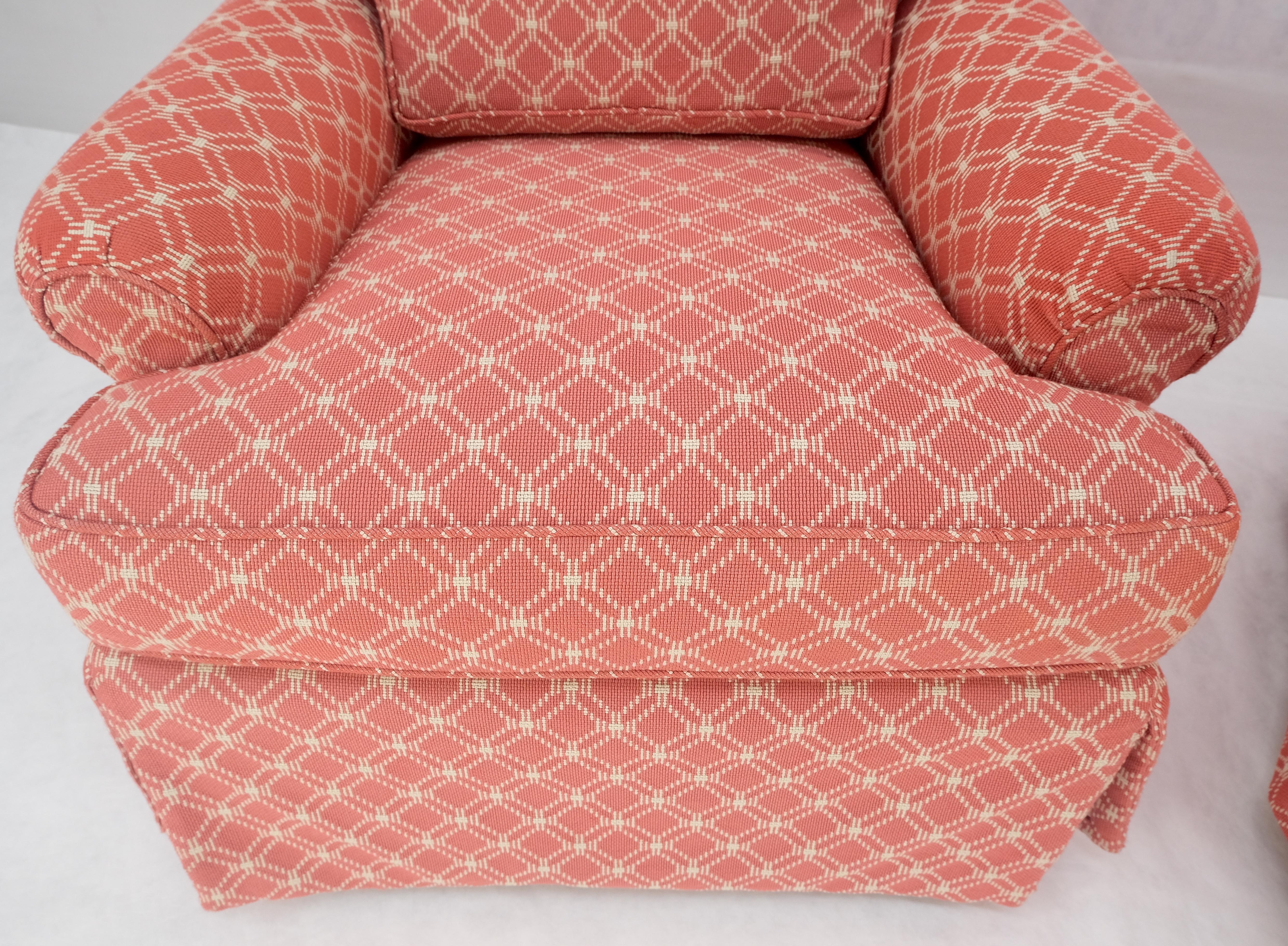 Mid-Century moderno Coppia di grandi sedie da salotto Club con tappezzeria bianca e rossa e ottomano abbinato MINT in vendita