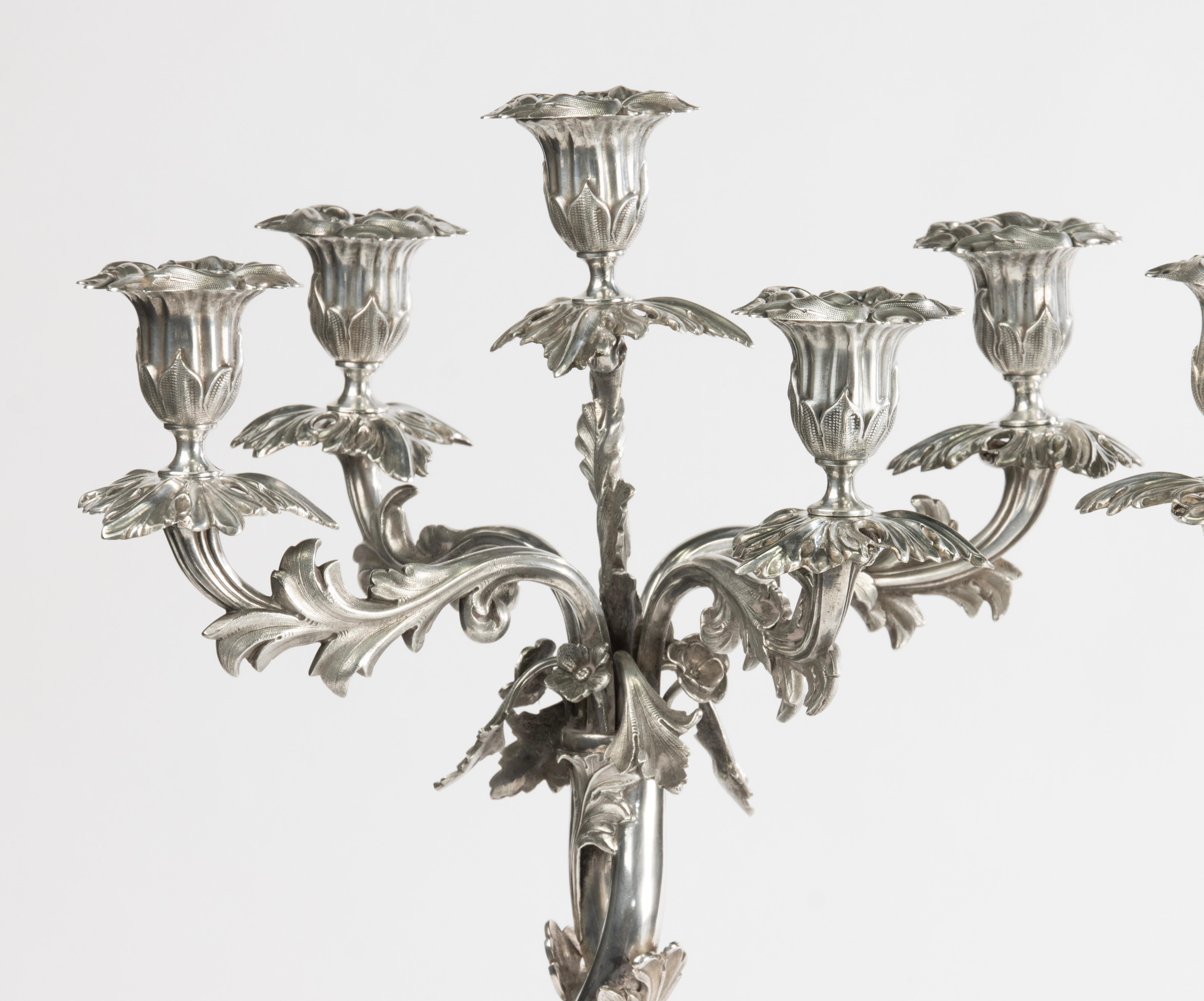 Pair of Large Rococo-Style Candelabra by A.G. Dufva - Sweden - c. 1900 en Bueno estado para la venta en Casteren, Noord-Brabant