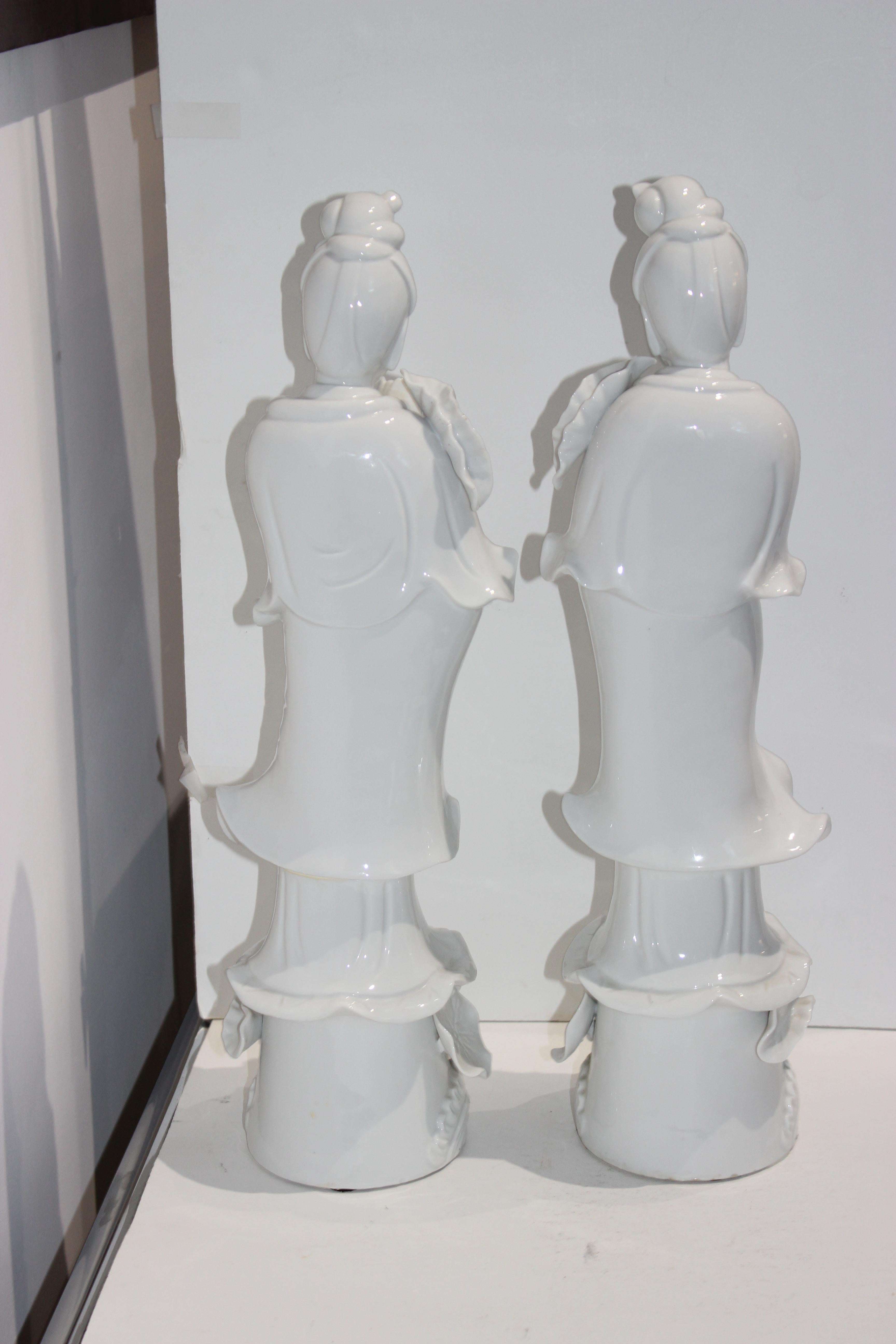 Pair of Large Scale Blanc de Chine Quan Yin Figures In Good Condition In West Palm Beach, FL