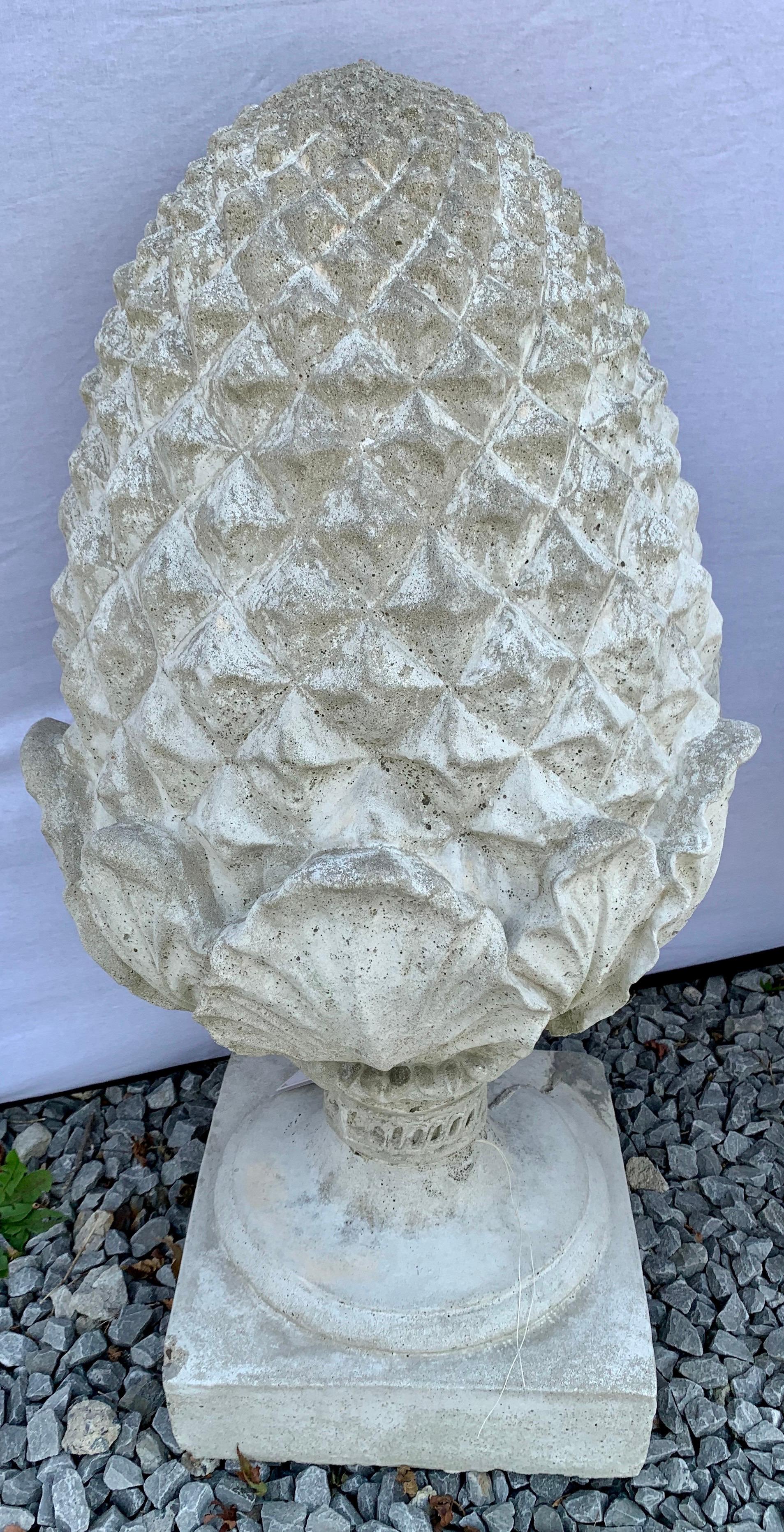 Pair of Large Scale Cast Stone Garden Artichoke Finials In Good Condition For Sale In West Hartford, CT