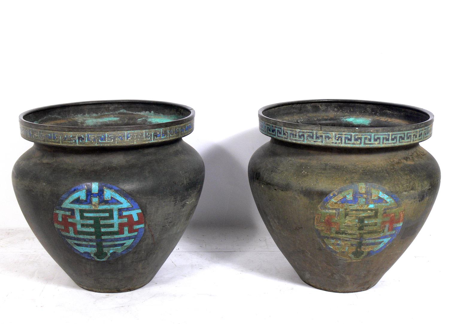Pair of Large Scale Enameled Asian Metal Urns, circa 1930s For Sale 1