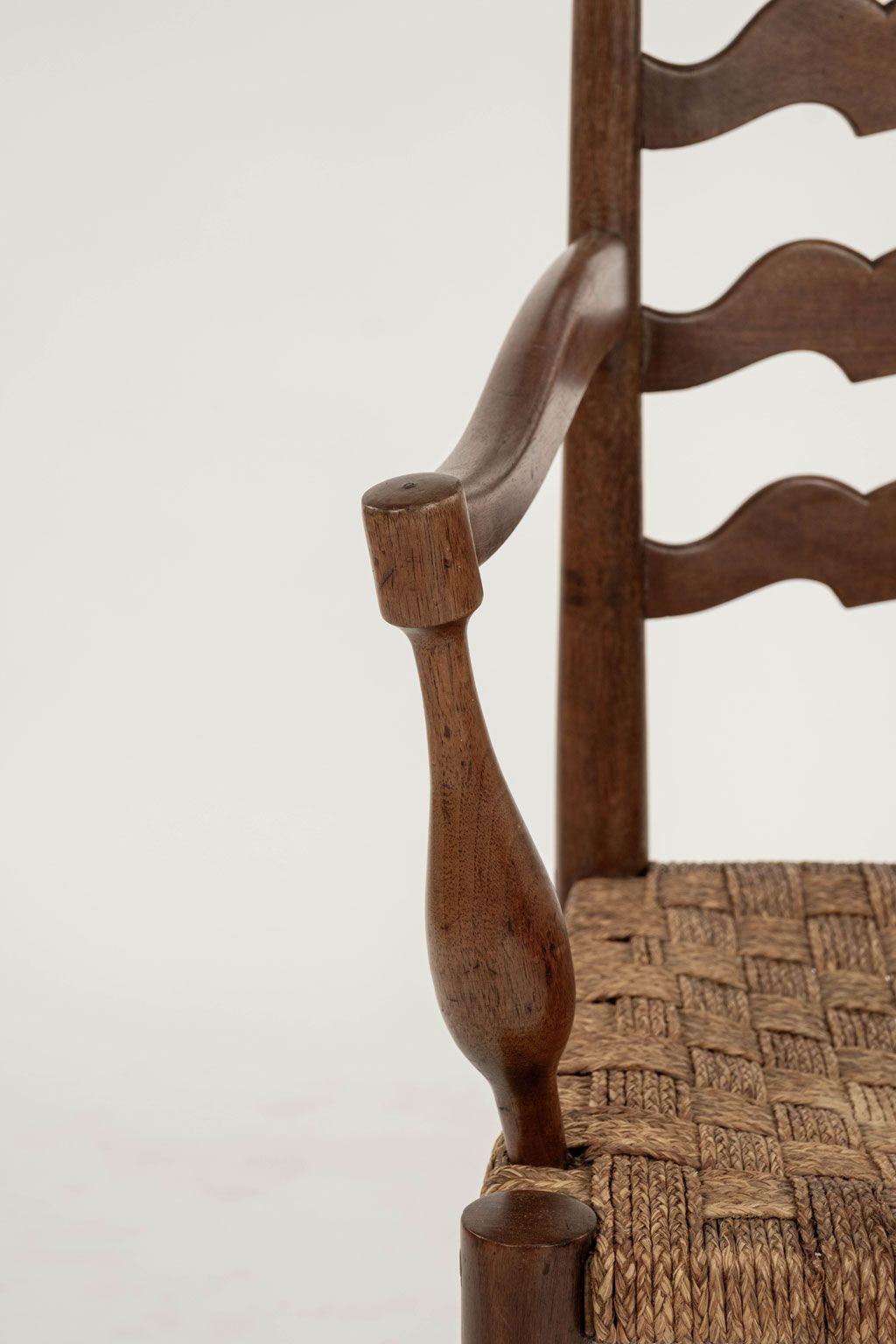 Carved Pair of Large-Scale Ladder-Back Armchairs Attributed to Paolo Buffa For Sale