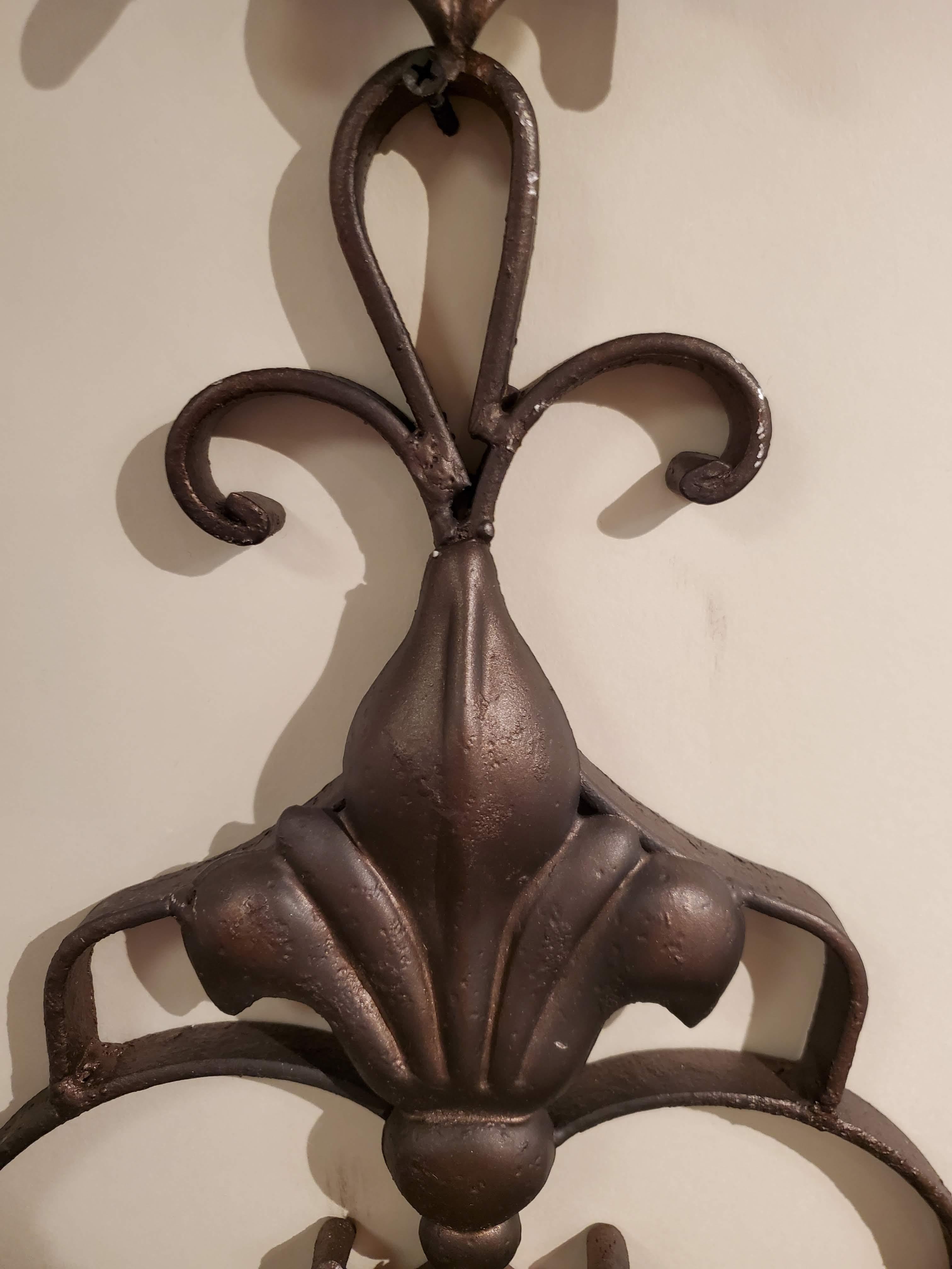 Pair of Large Scale Late 19th Century Italian Metal Wall Sconces with Leaf Motif For Sale 7