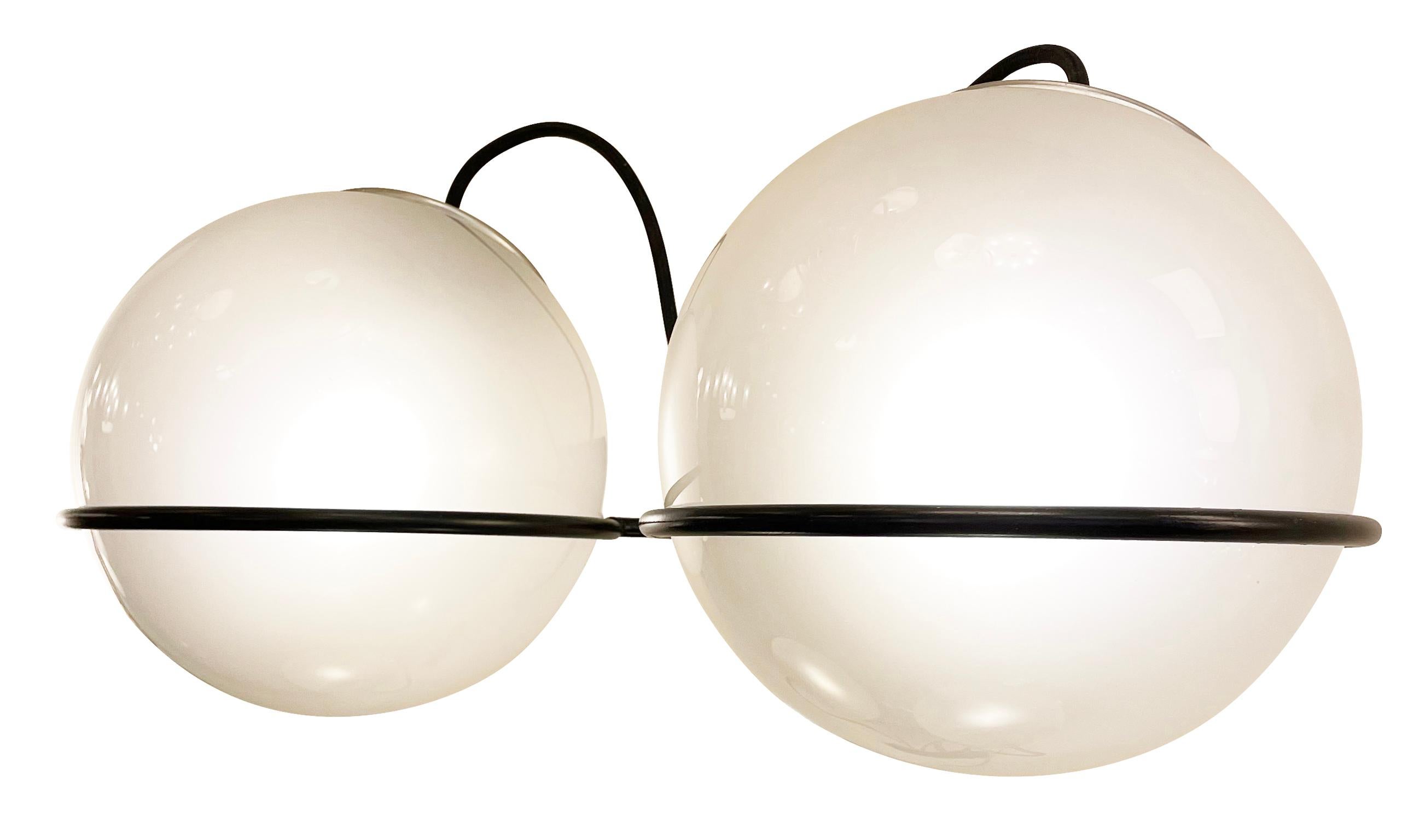 Mid-Century Modern Pair of Large Sconces by Gino Sarfatti for Arteluce