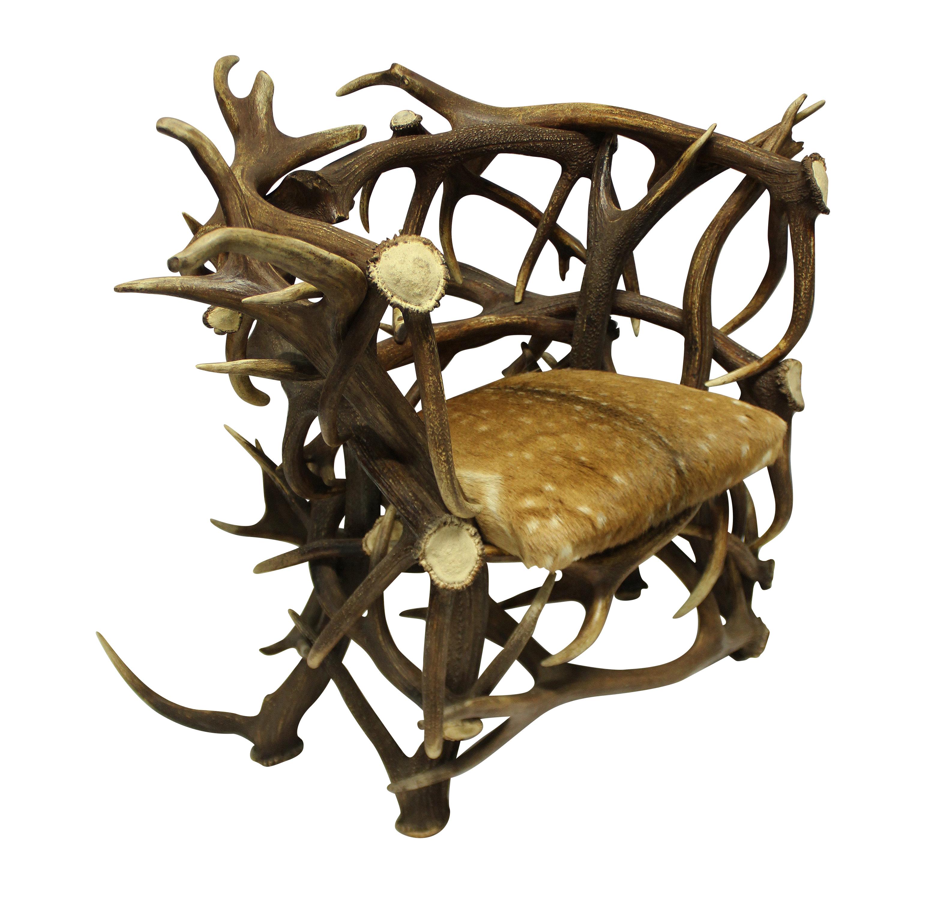 Early 20th Century Pair of Large Scottish Antler Trophy Chairs