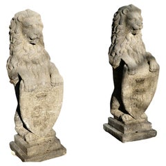 Vintage Pair of Large Sculptures of English Stone Heraldic Lions