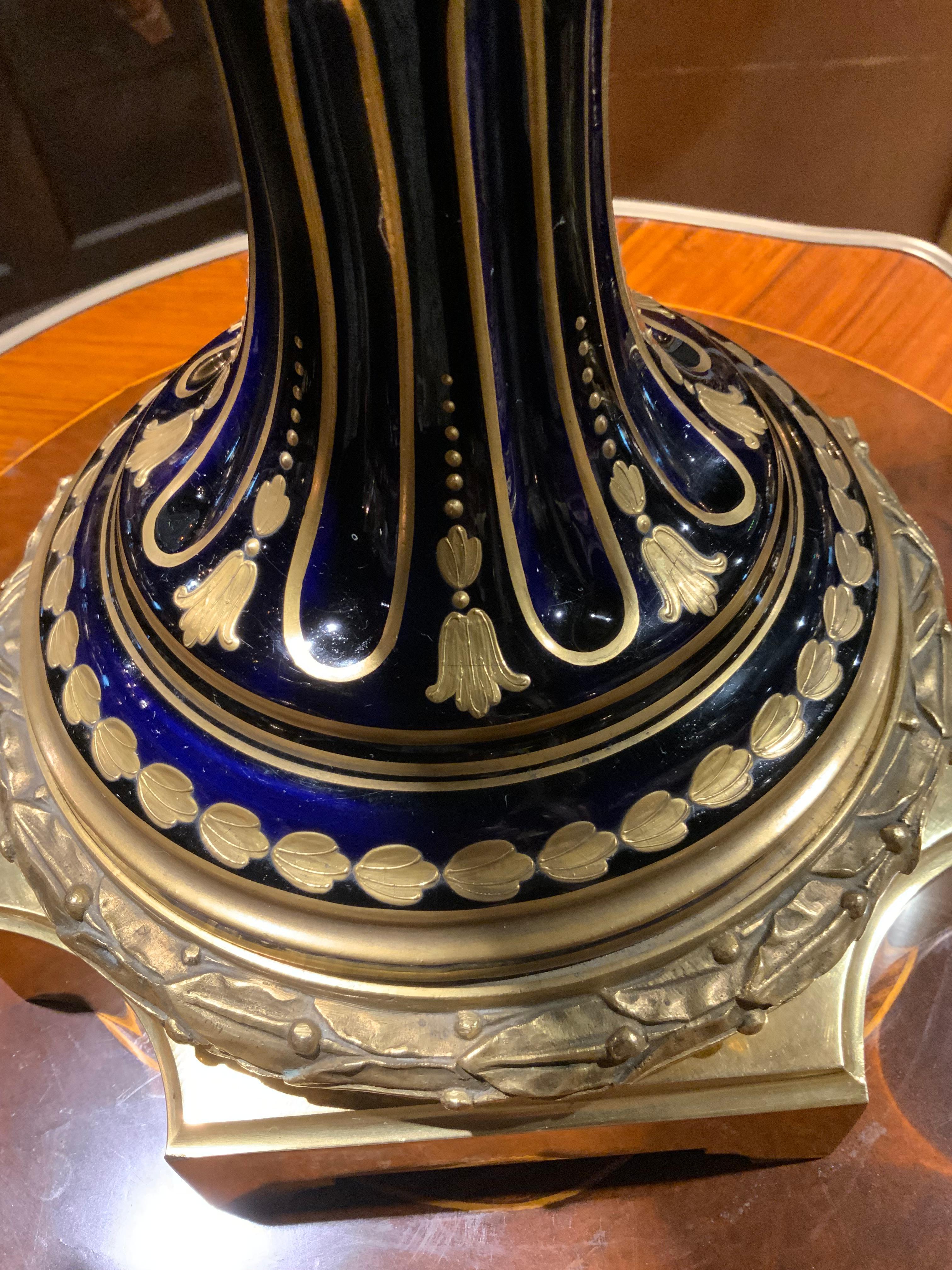 Pair of large Sevres urns, 19 th century cobalt blue For Sale 7
