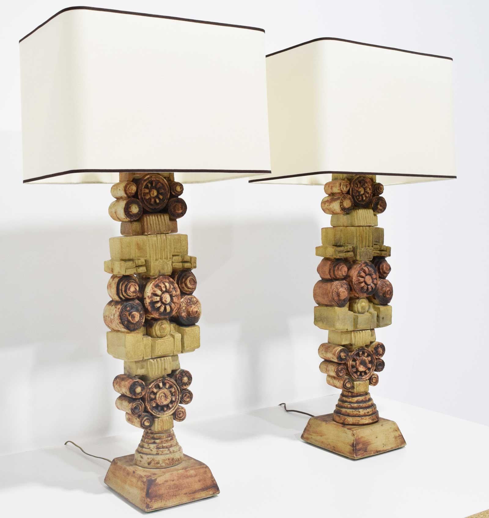 Lamps have an exquisite sculptural design, made of ceramic/ terracotta. 
Lamps are 29