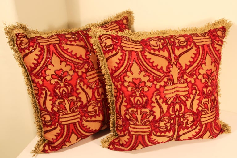 Beaded And Embroidered Throw Pillow With Down Filling 枕、ピロー 