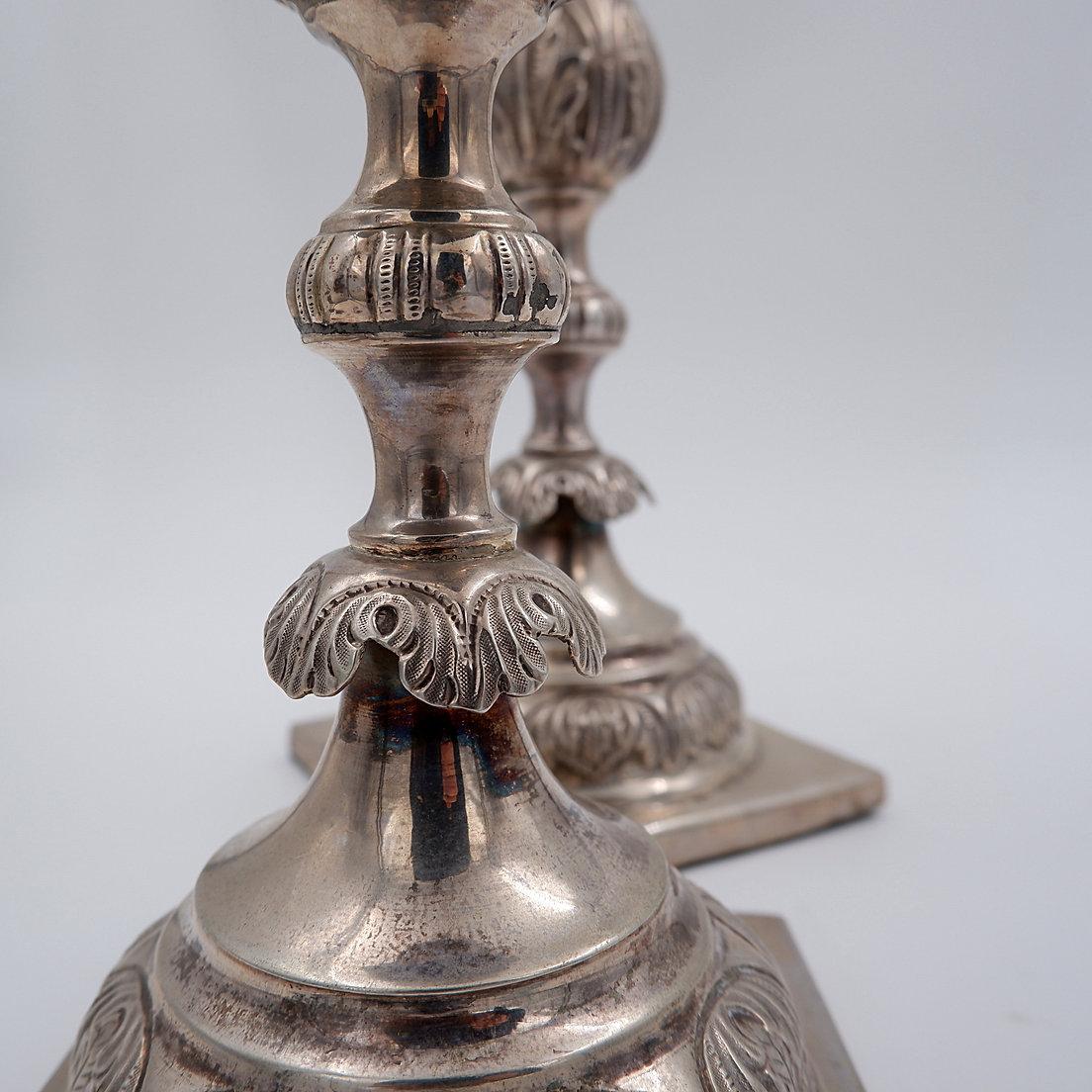 Argento Coppia di grandi candelabri in argento - 19° secolo in vendita