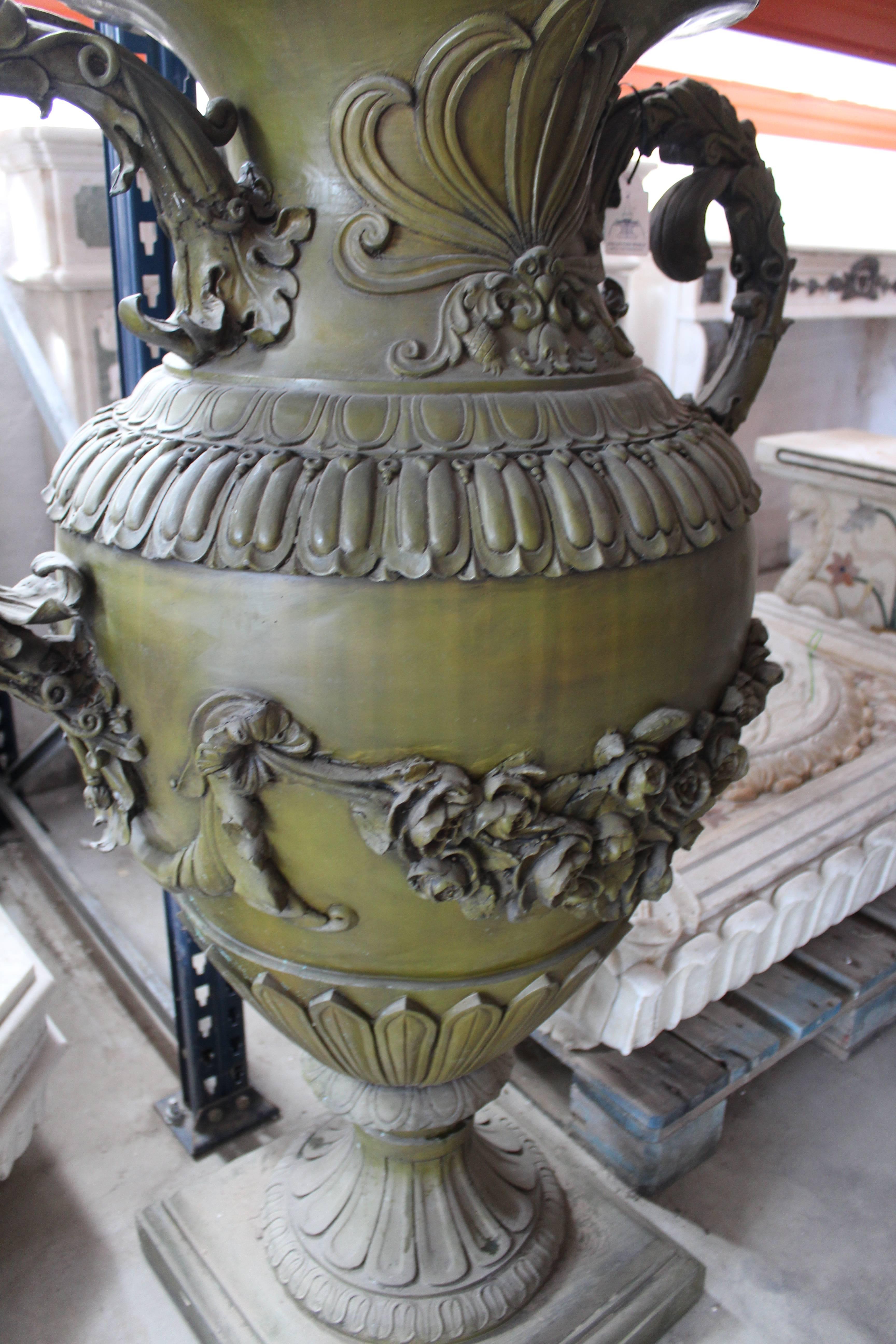 Pair of Large Size Bronze Decorative Urns For Sale 2