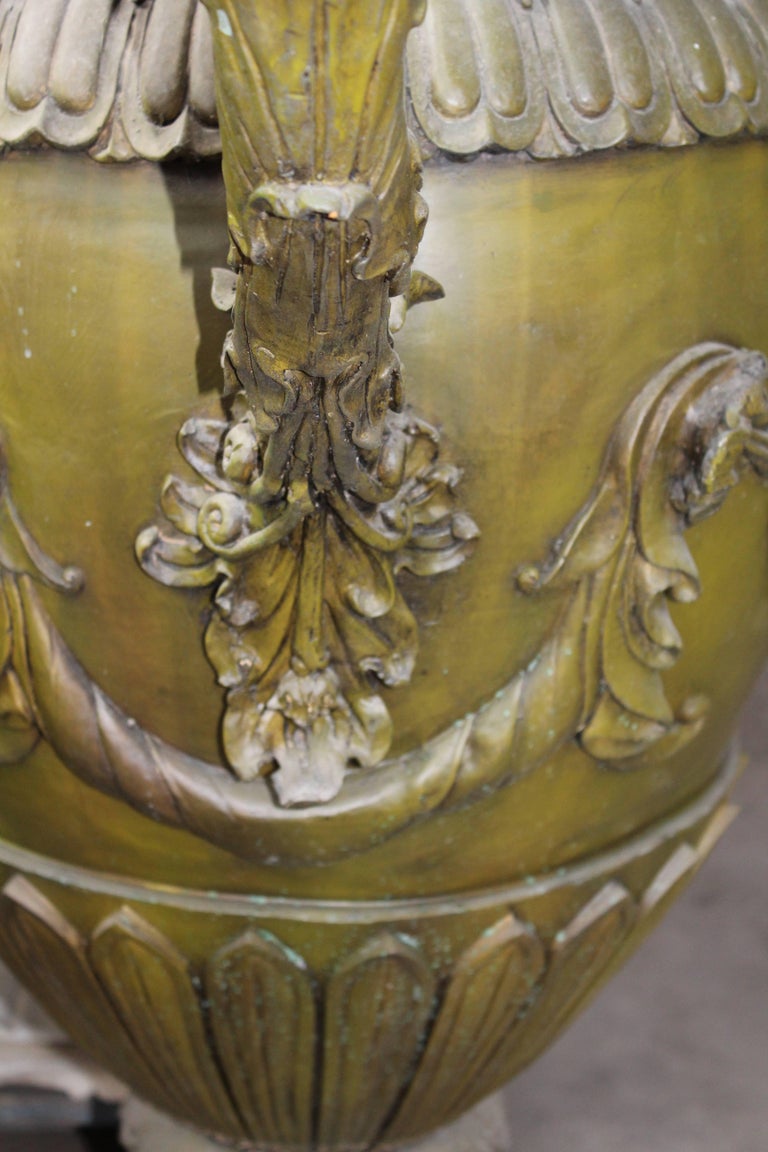 Pair of Large Size Bronze Decorative Urns For Sale at 1stDibs large