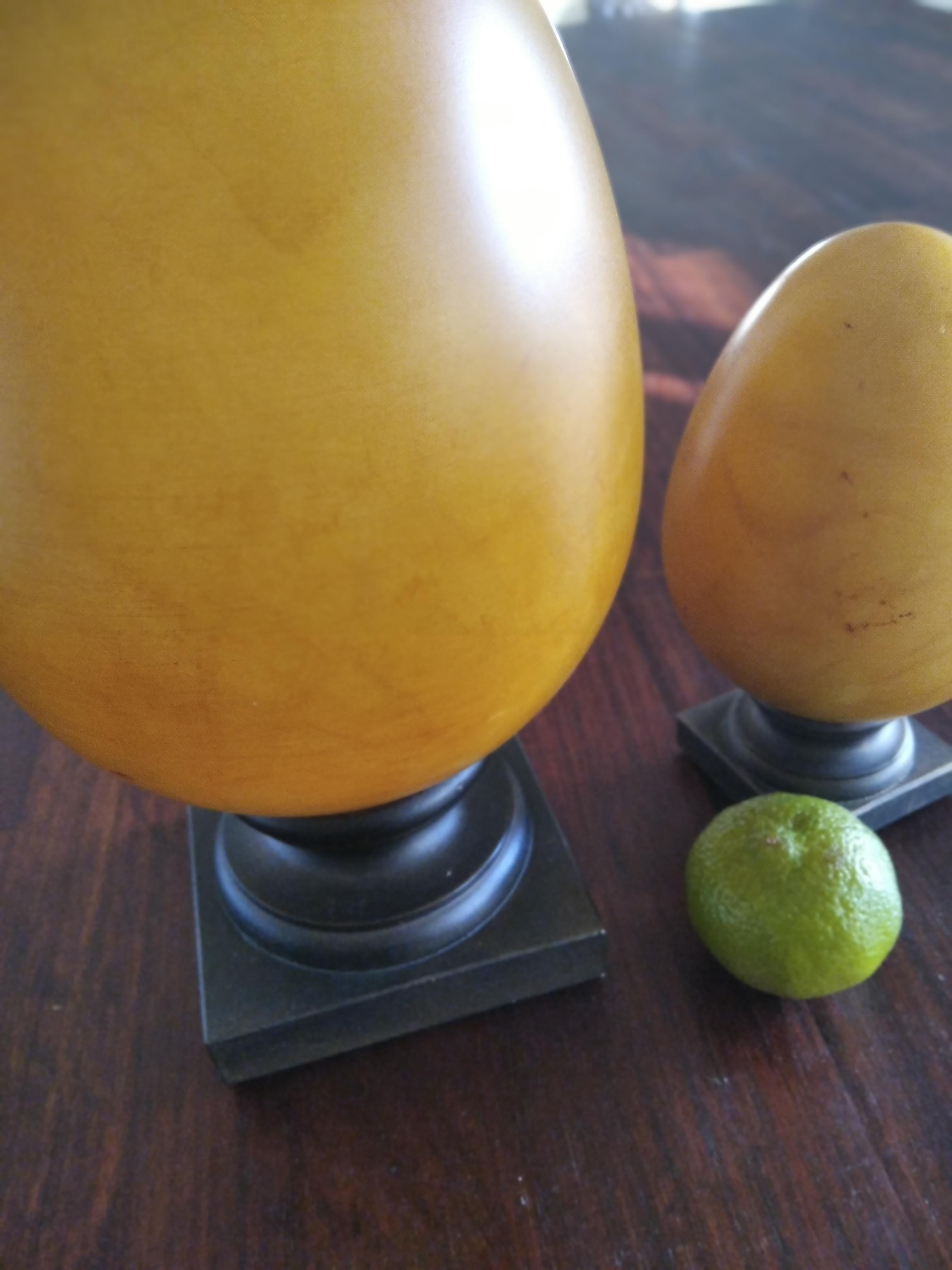 Pair of Large Size Vanilla Yellow Natural Alabaster Eggs Desk Accessories For Sale 2