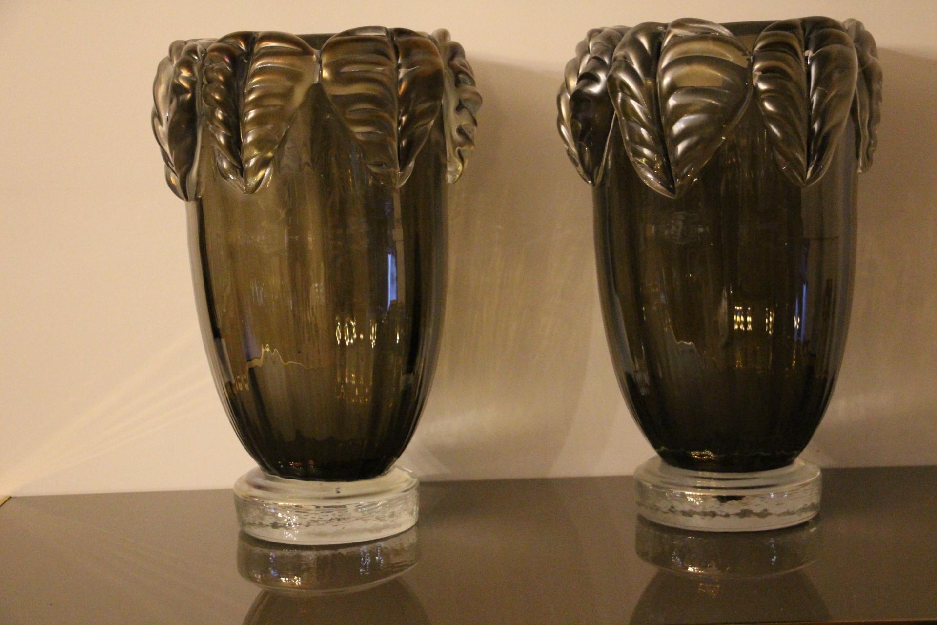 Pair of Large Smoke Color and Iridescent Murano Glass Vases by Costantini For Sale 9
