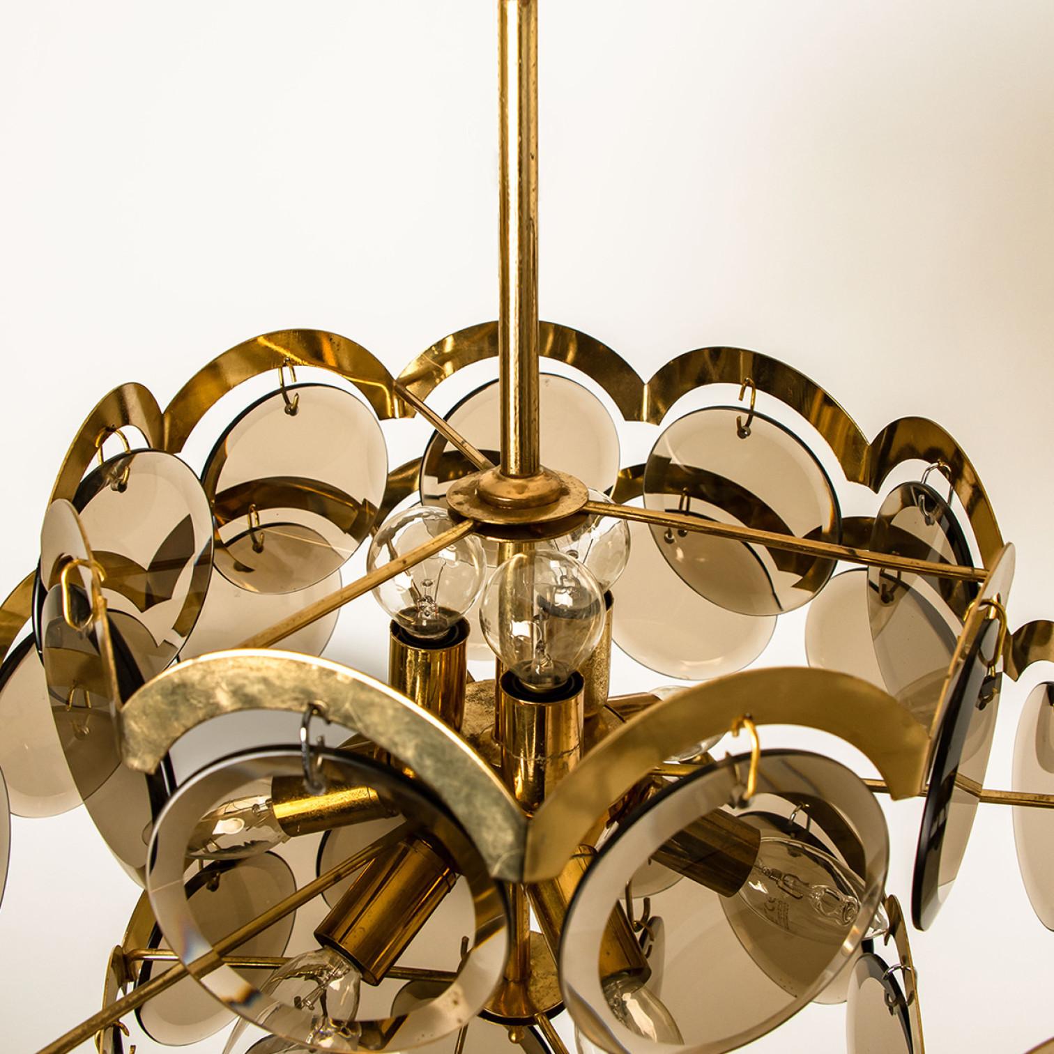 Mid-Century Modern Pair of Large Smoked Glass and Brass Chandelier in the Style of Vistosi, Italy For Sale