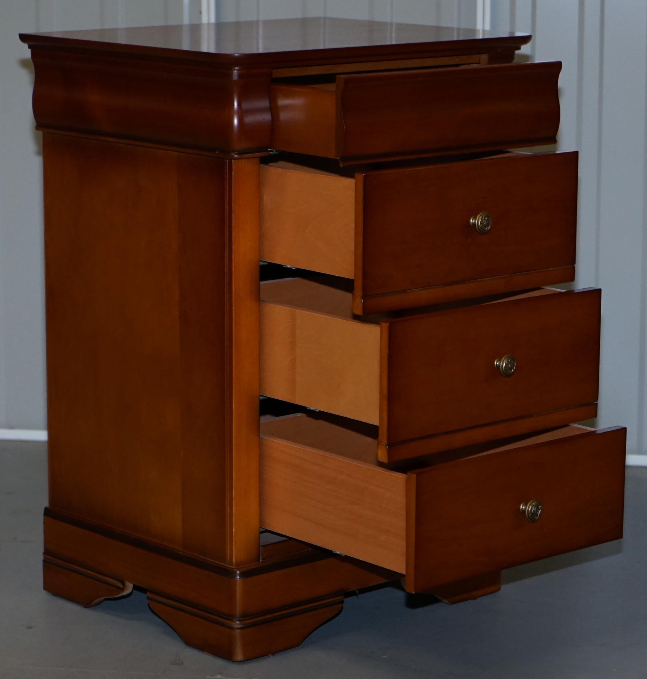 Pair of Large Solid Cherry Wood Bedside Table Chest of Drawers Part of a Suite 10