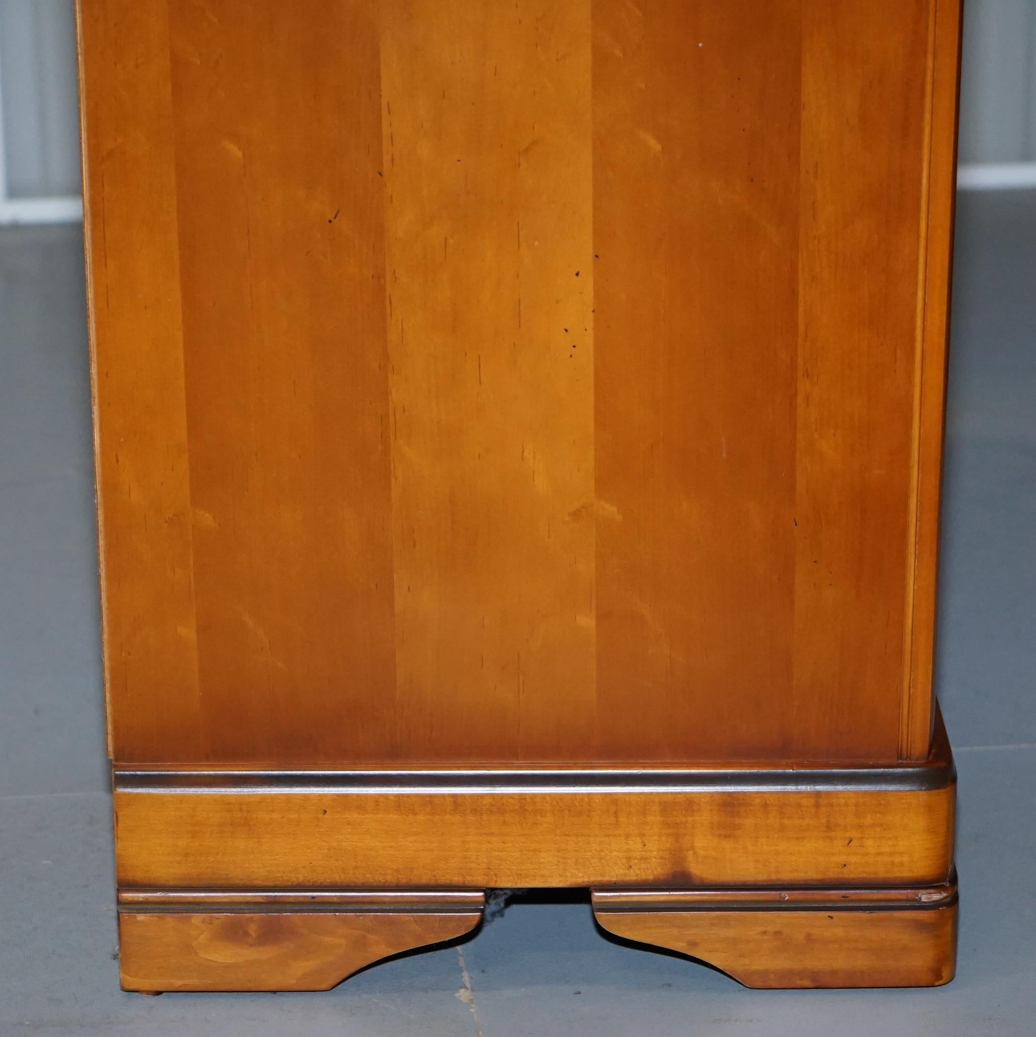 20th Century Pair of Large Solid Cherry Wood Bedside Table Chest of Drawers Part of a Suite