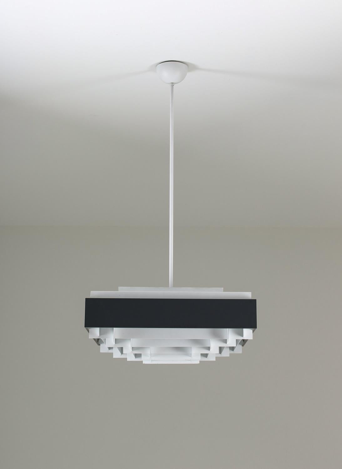 Large Square Swedish Midcentury Pendant In Good Condition For Sale In Karlstad, SE