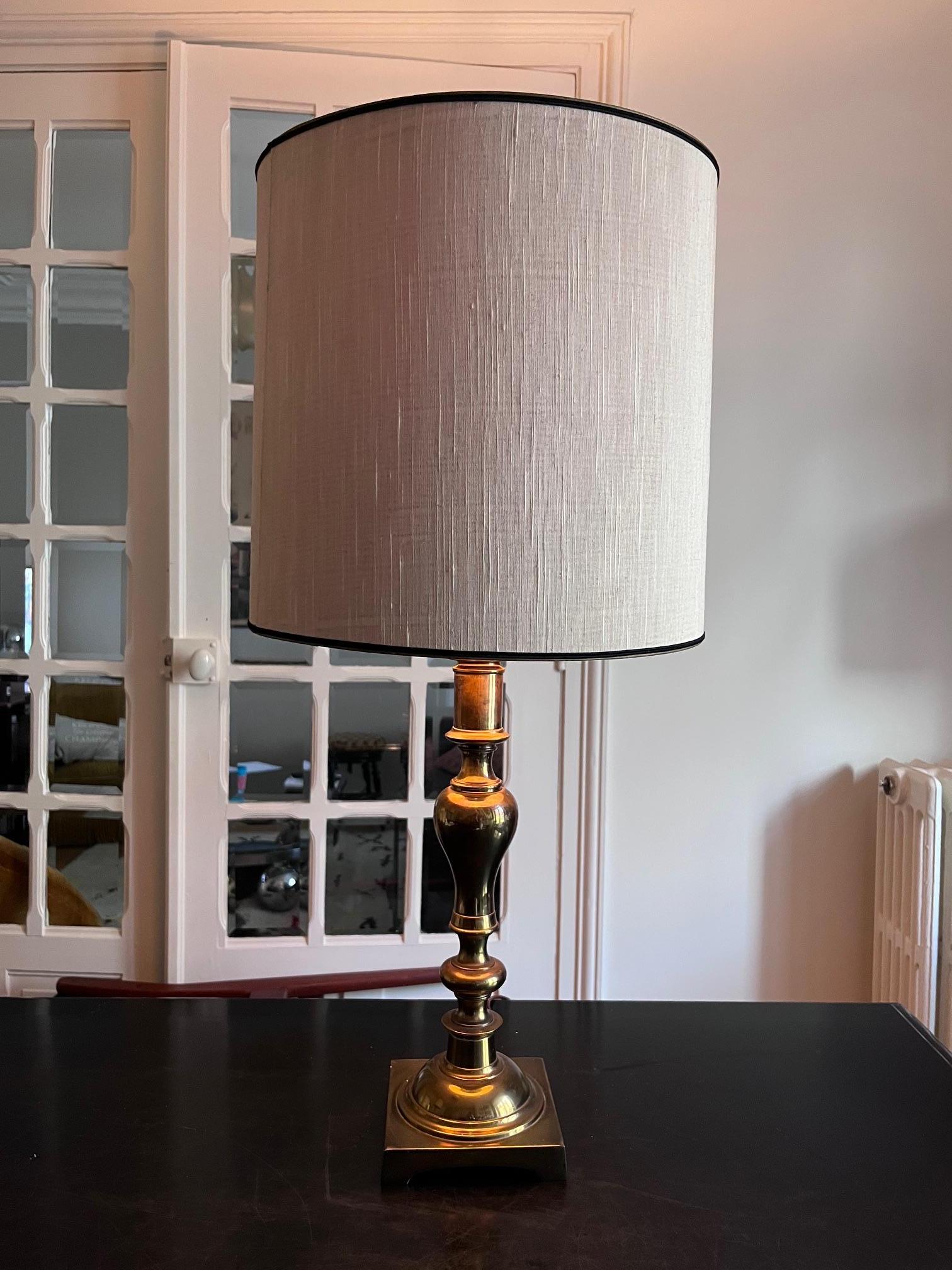 Paire de grandes lampes Stiffel en laiton Bon état - En vente à Brooklyn, NY