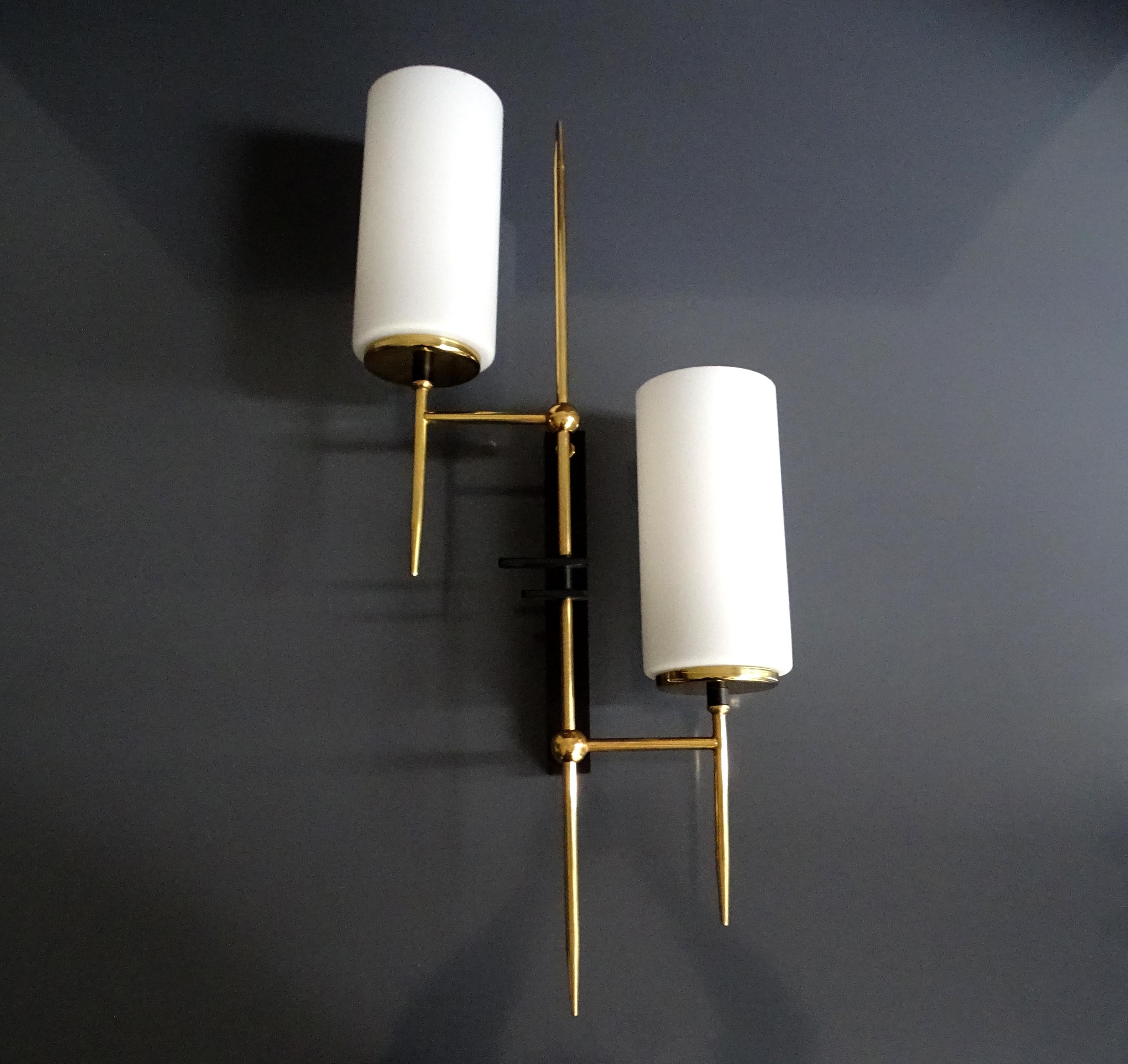 Mid-Century Modern Exceptional  Pair of Large Brass Glass Sconces, France, 1960s, Stilnovo Style For Sale