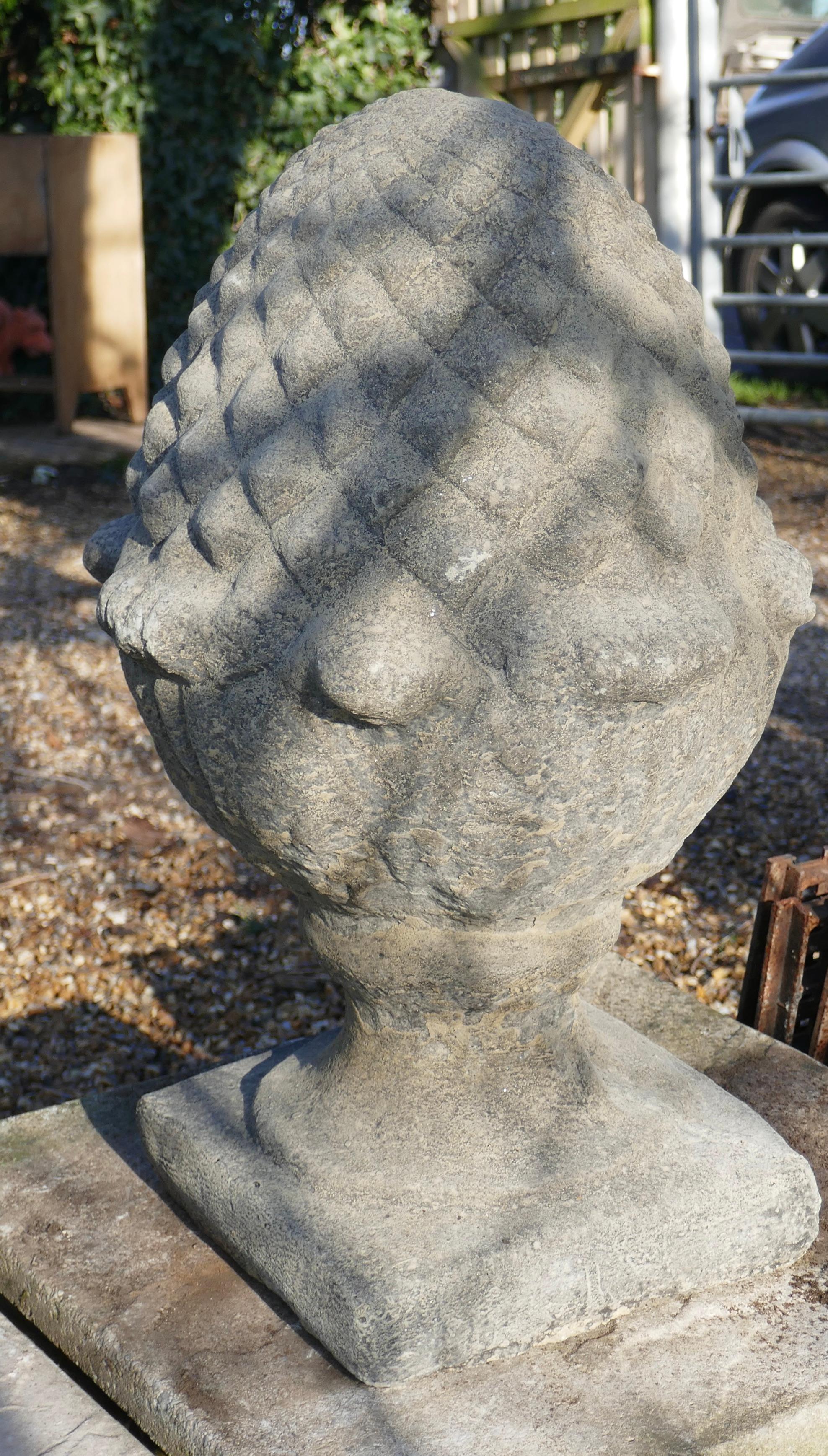 Pair of Large Stone Pine Cone Pineapple Finials Sculptures In Good Condition In Chillerton, Isle of Wight