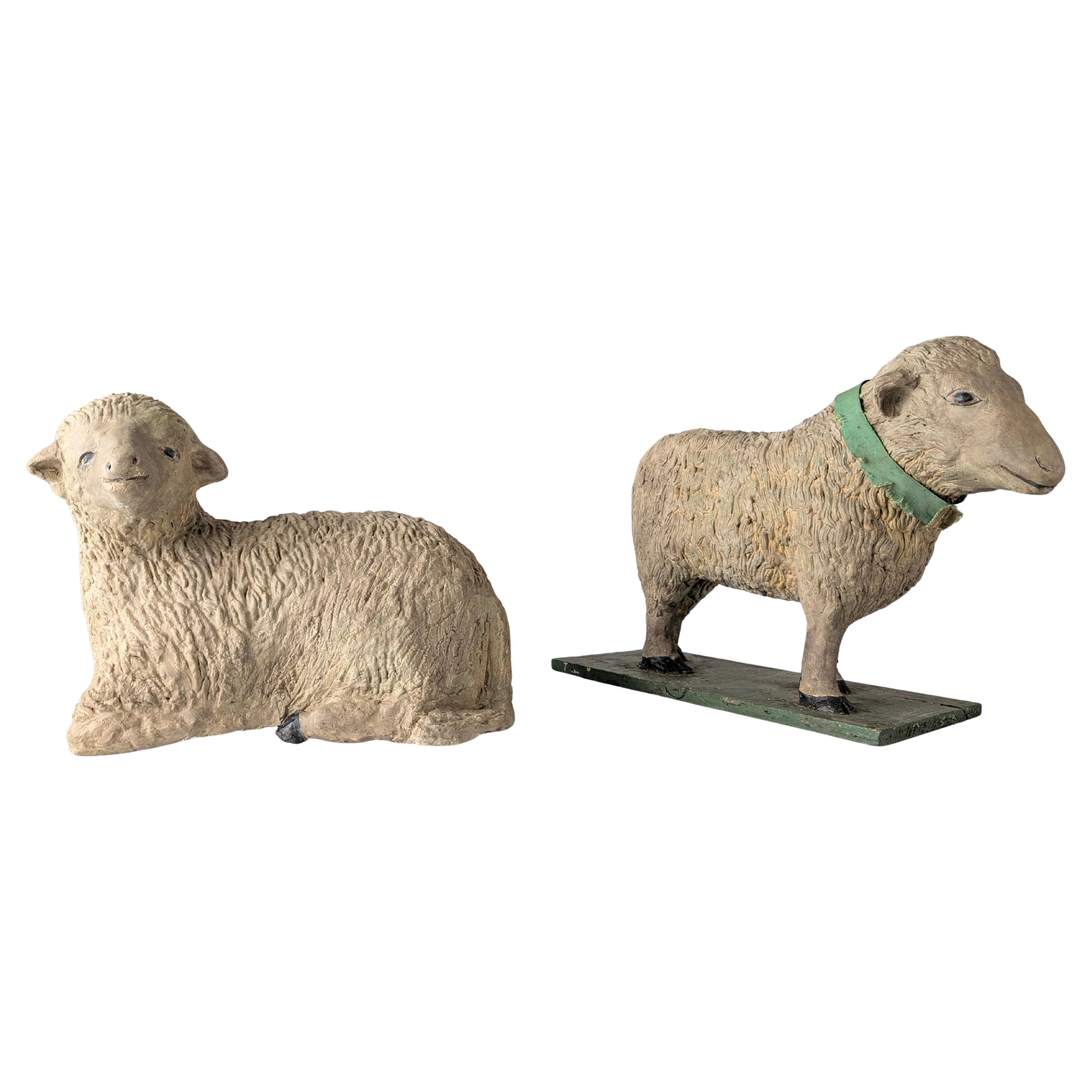 Coppia di grandi sculture di pecore in stucco, inizio XX secolo, Animali da fattoria