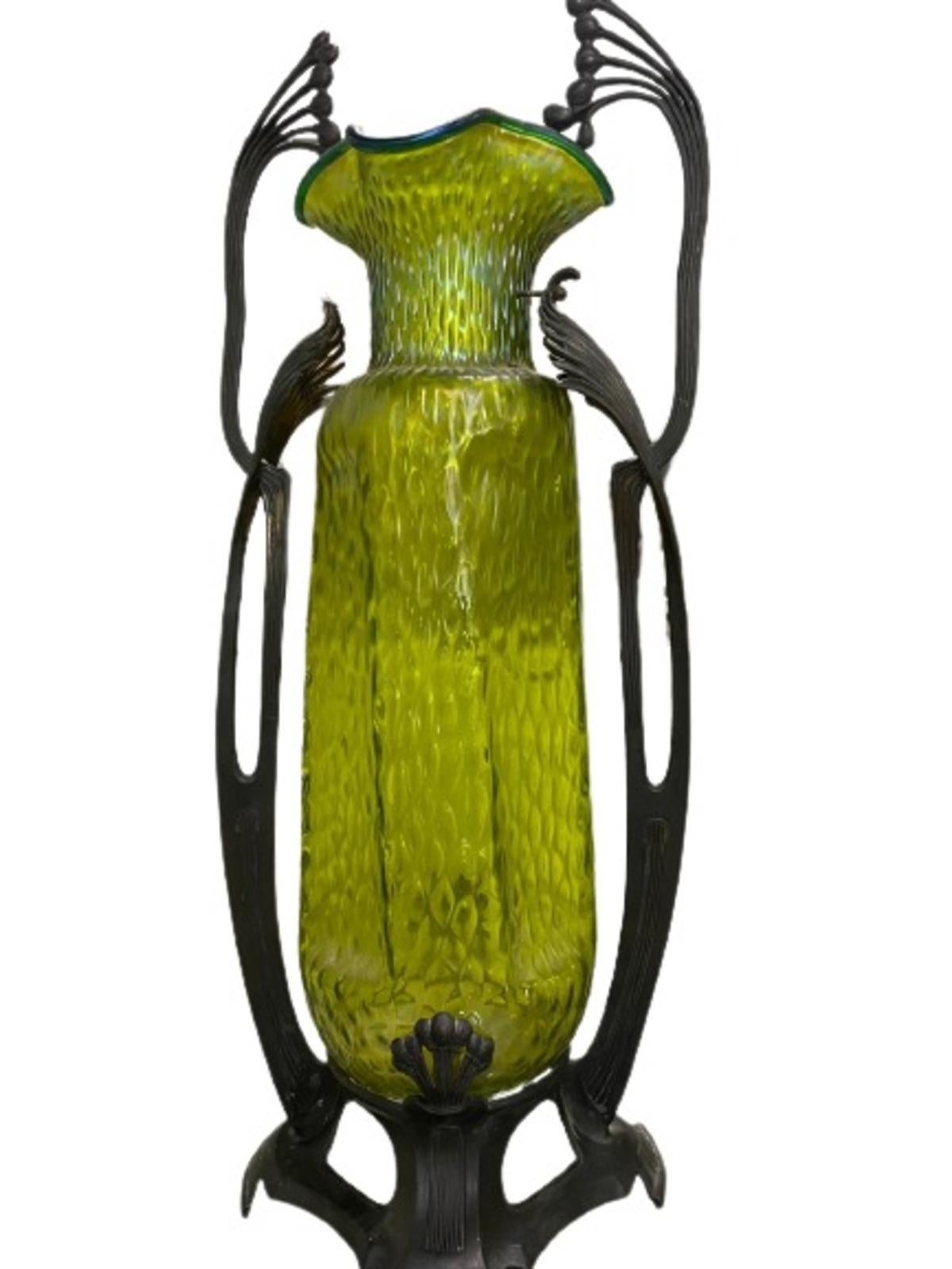 Pair of LARGE STUNNING art nouveau vases in the taste of Loetz. AMAZING In Good Condition For Sale In Richmond Hill, ON
