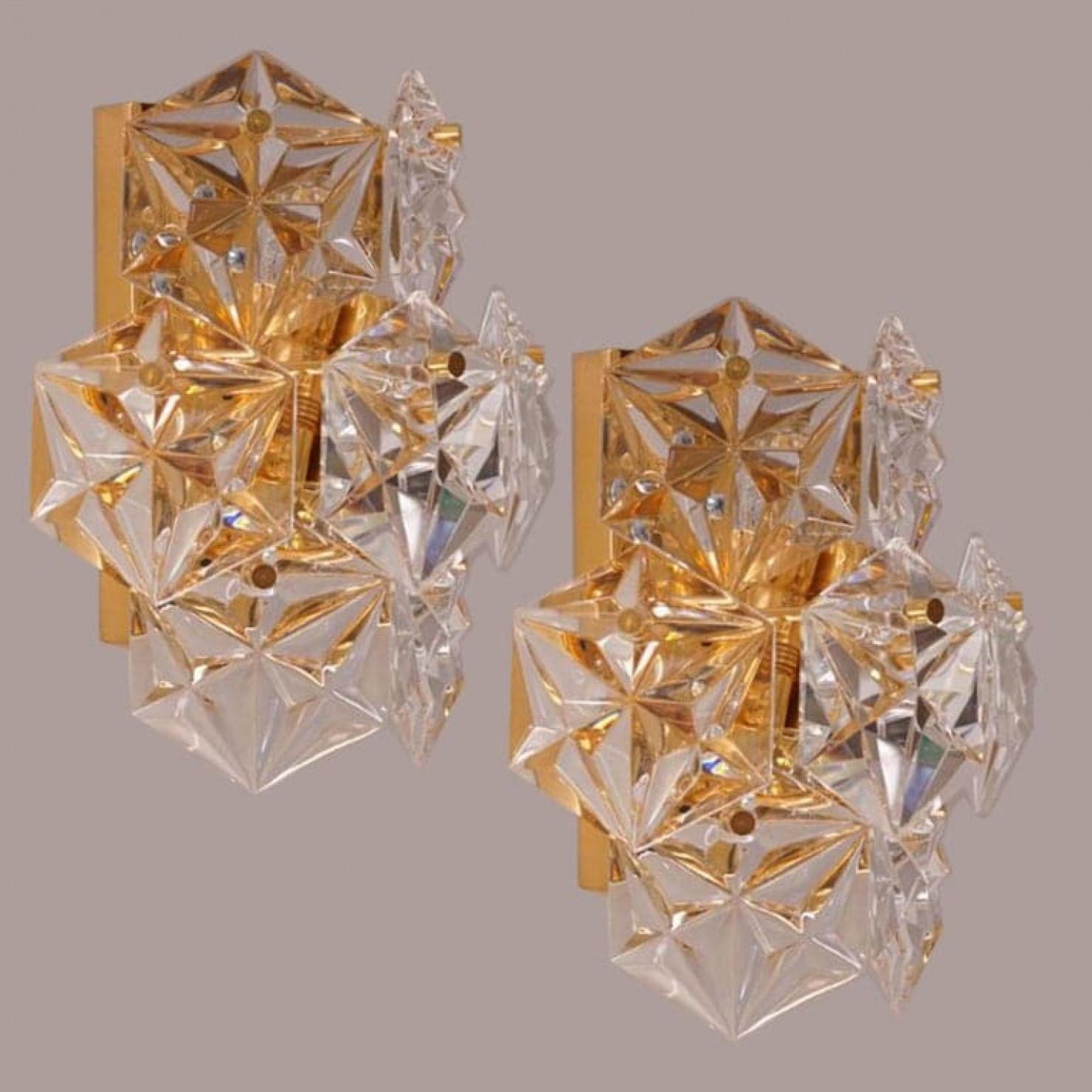 Pair of Large Stunning Faceted Crystal Five-Tier Chandeliers Kinkeldey, 1970 im Angebot 3