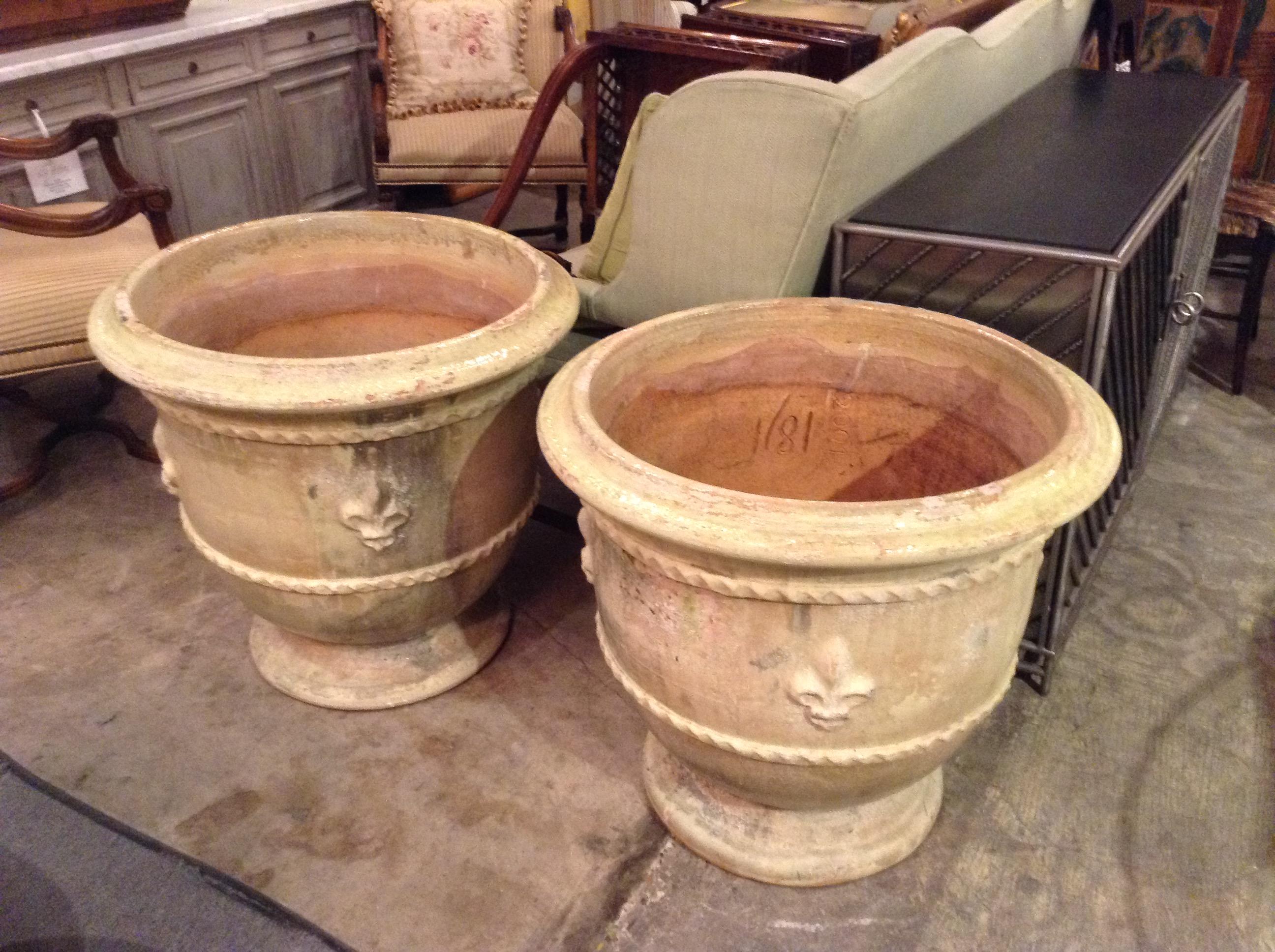 Pair of Large Sun Faded Anduze from Provence For Sale 1