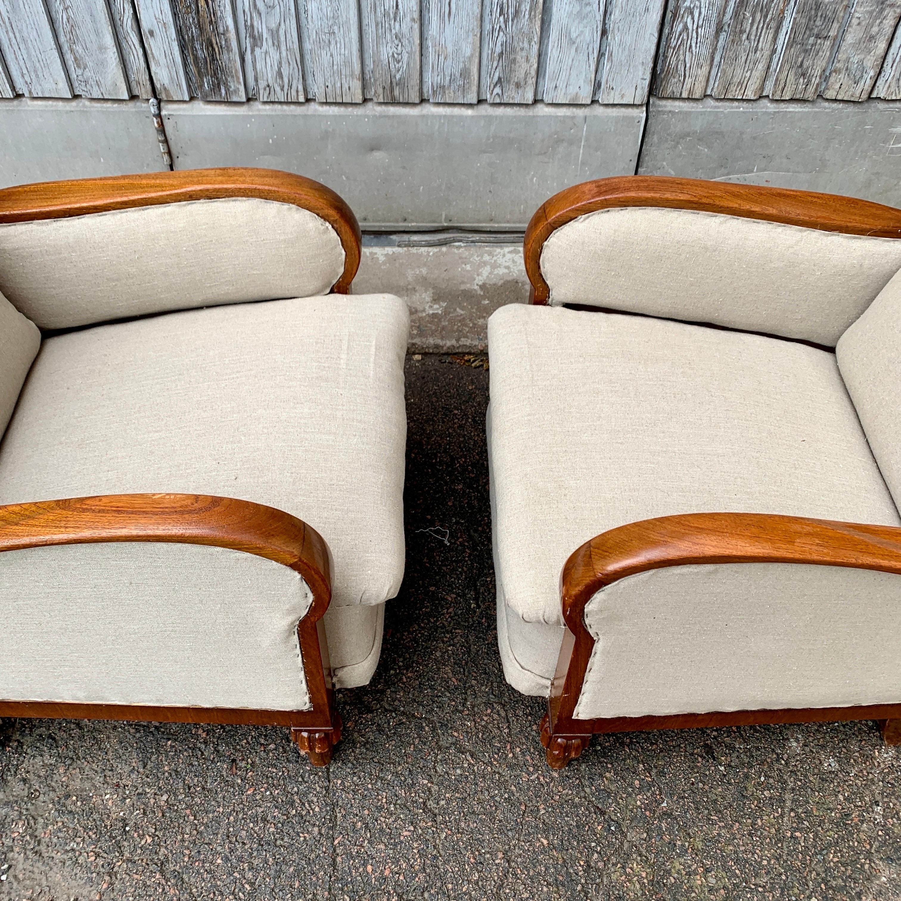 Paar große schwedische Cantury-Sessel aus Eichenholz aus dem 19. Jahrhundert mit beigem Stoff im Angebot 7
