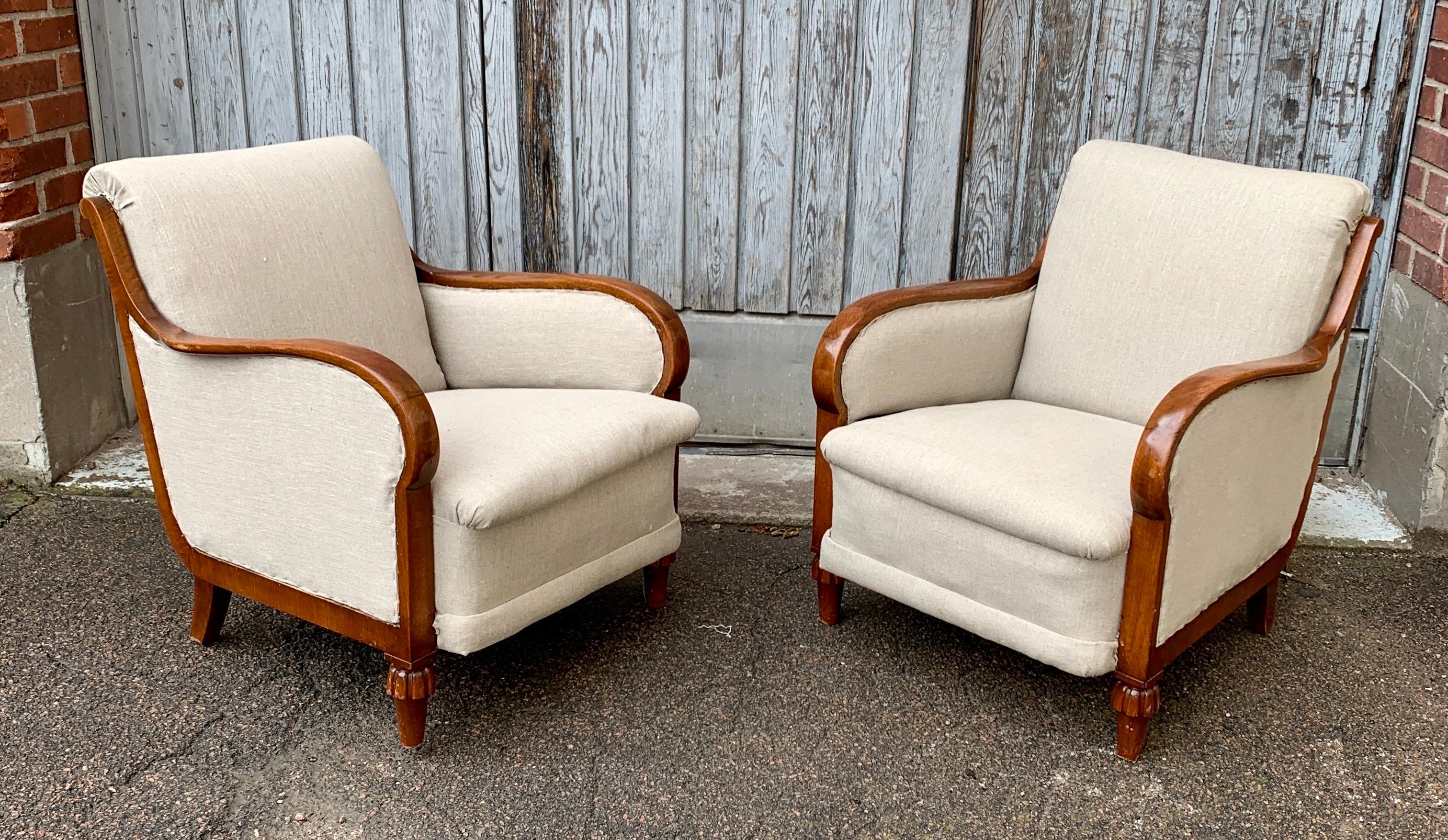 Pair of Large Swedish 19th Cantury Oak Armchairs in Beige Fabric For Sale 11