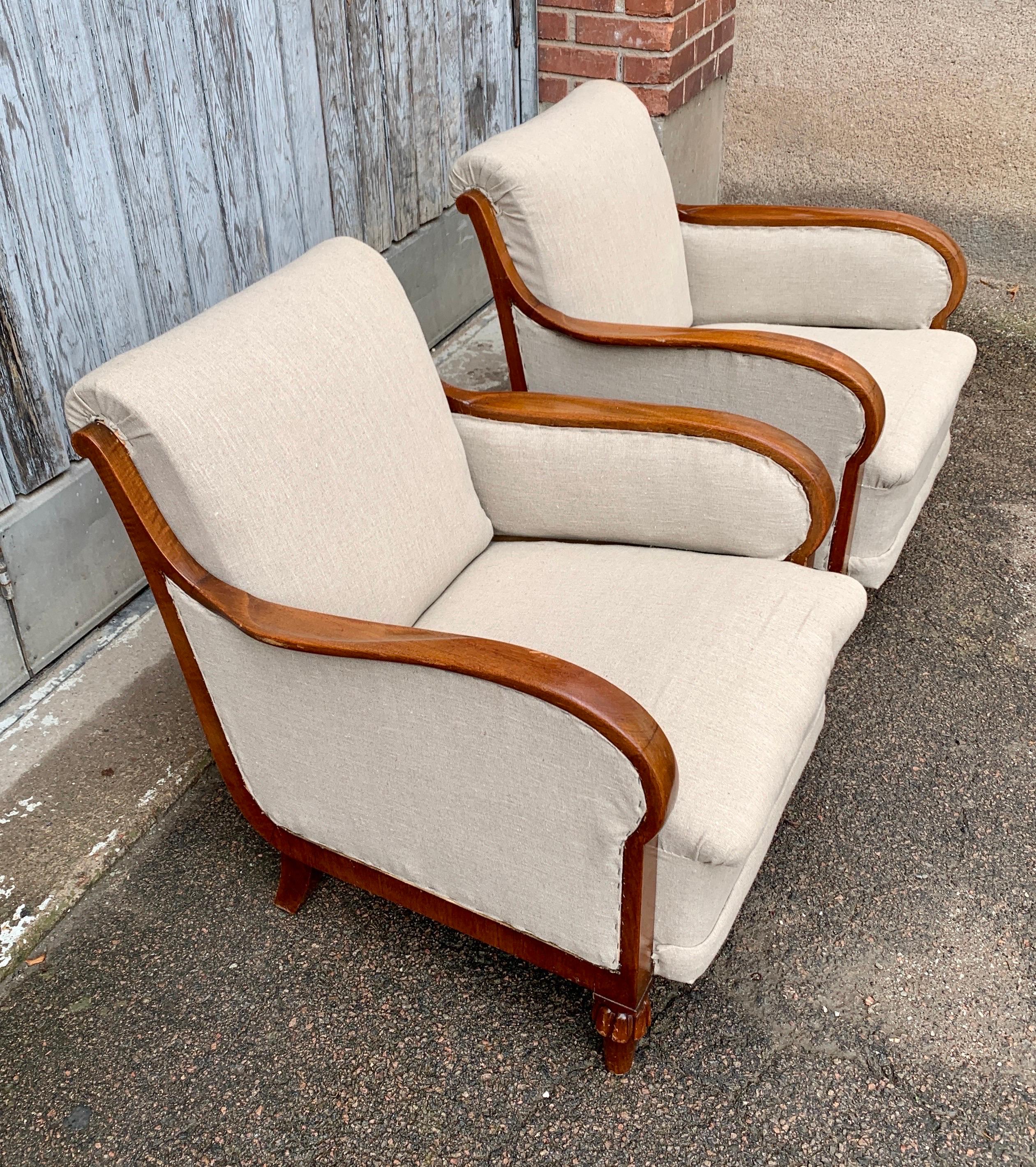 Pair of Large Swedish 19th Cantury Oak Armchairs in Beige Fabric For Sale 3
