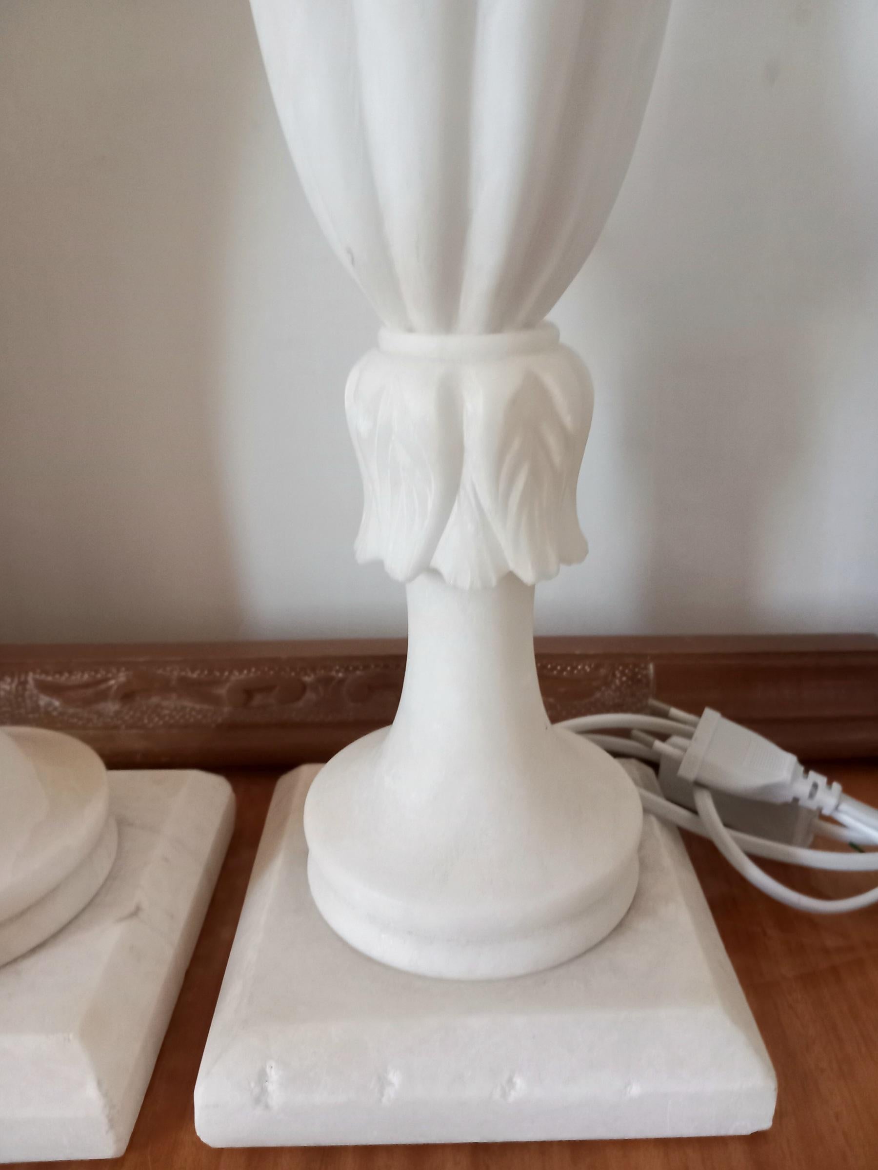  Très grandes lampes de table en albâtre ou en marbre  Couleur blanche 57 cm (sans écrans) en vente 10