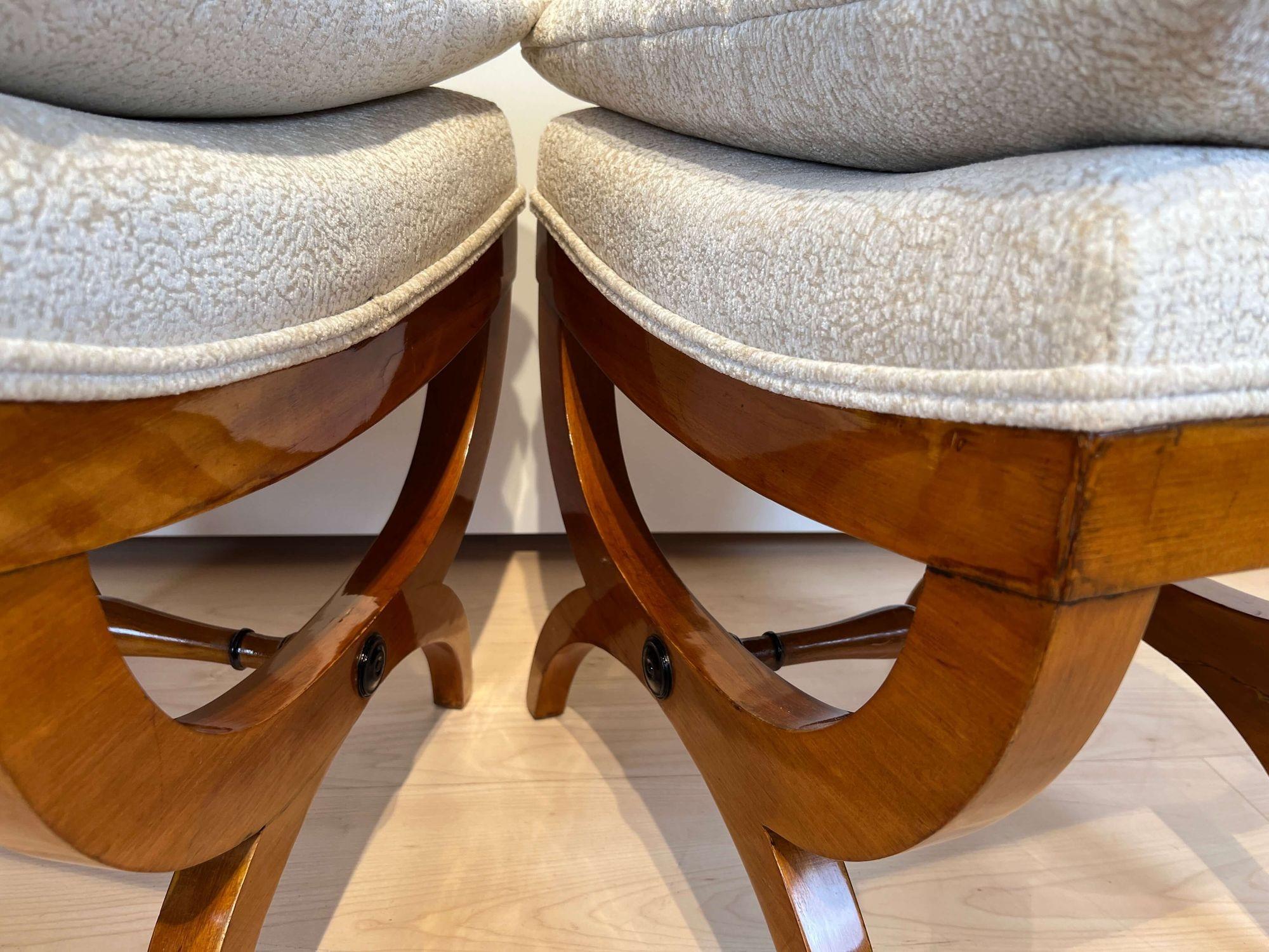 Pair of Large Tabourets, Beech Wood, France, circa 1860 For Sale 7