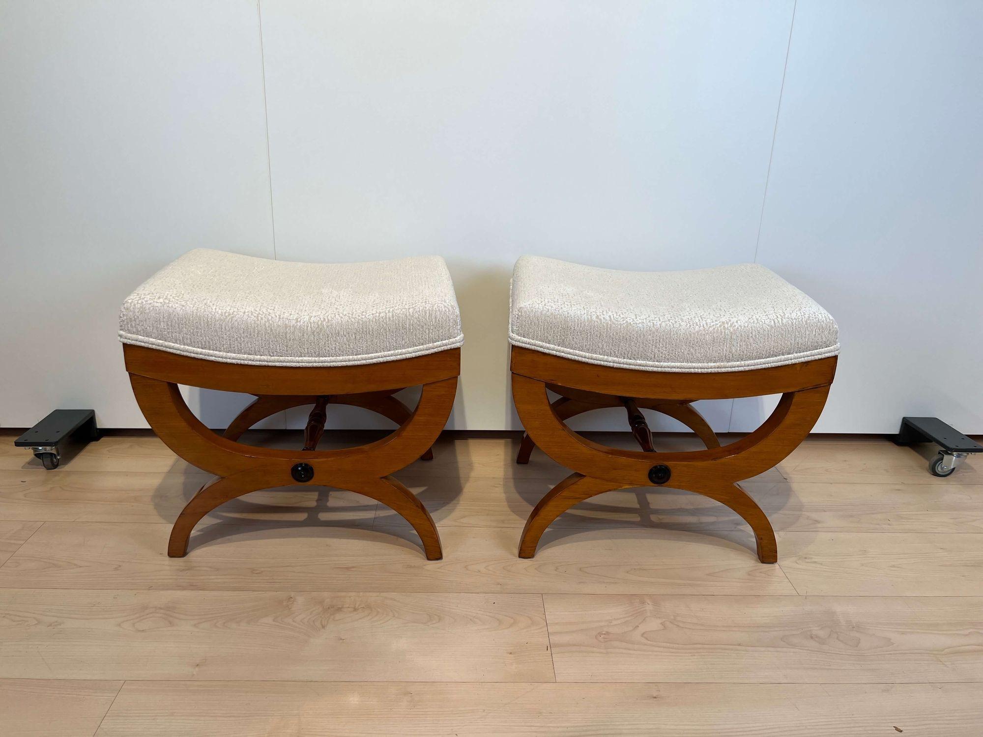 Polished Pair of Large Tabourets, Beech Wood, France, circa 1860 For Sale