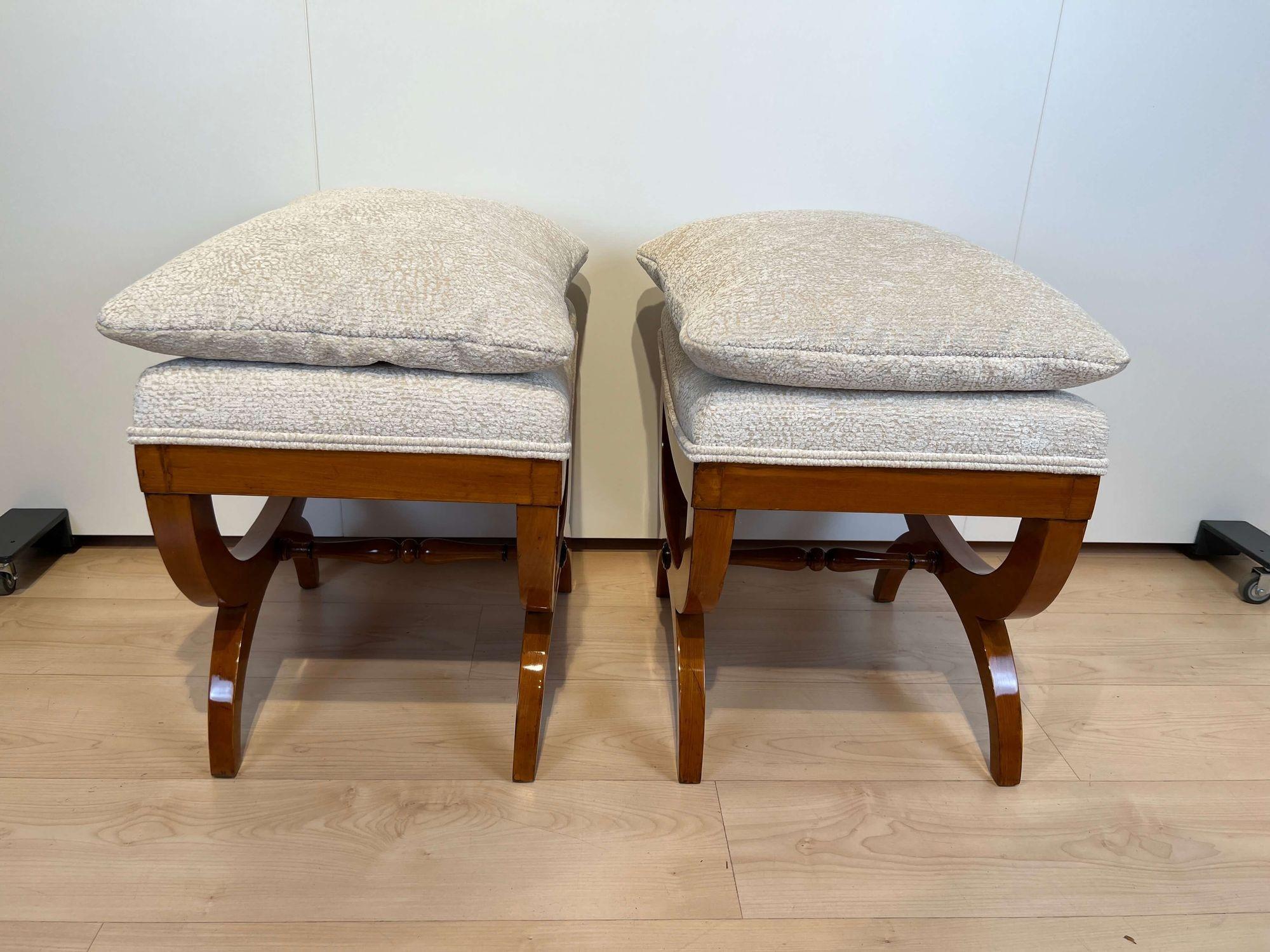 Mid-19th Century Pair of Large Tabourets, Beech Wood, France, circa 1860 For Sale