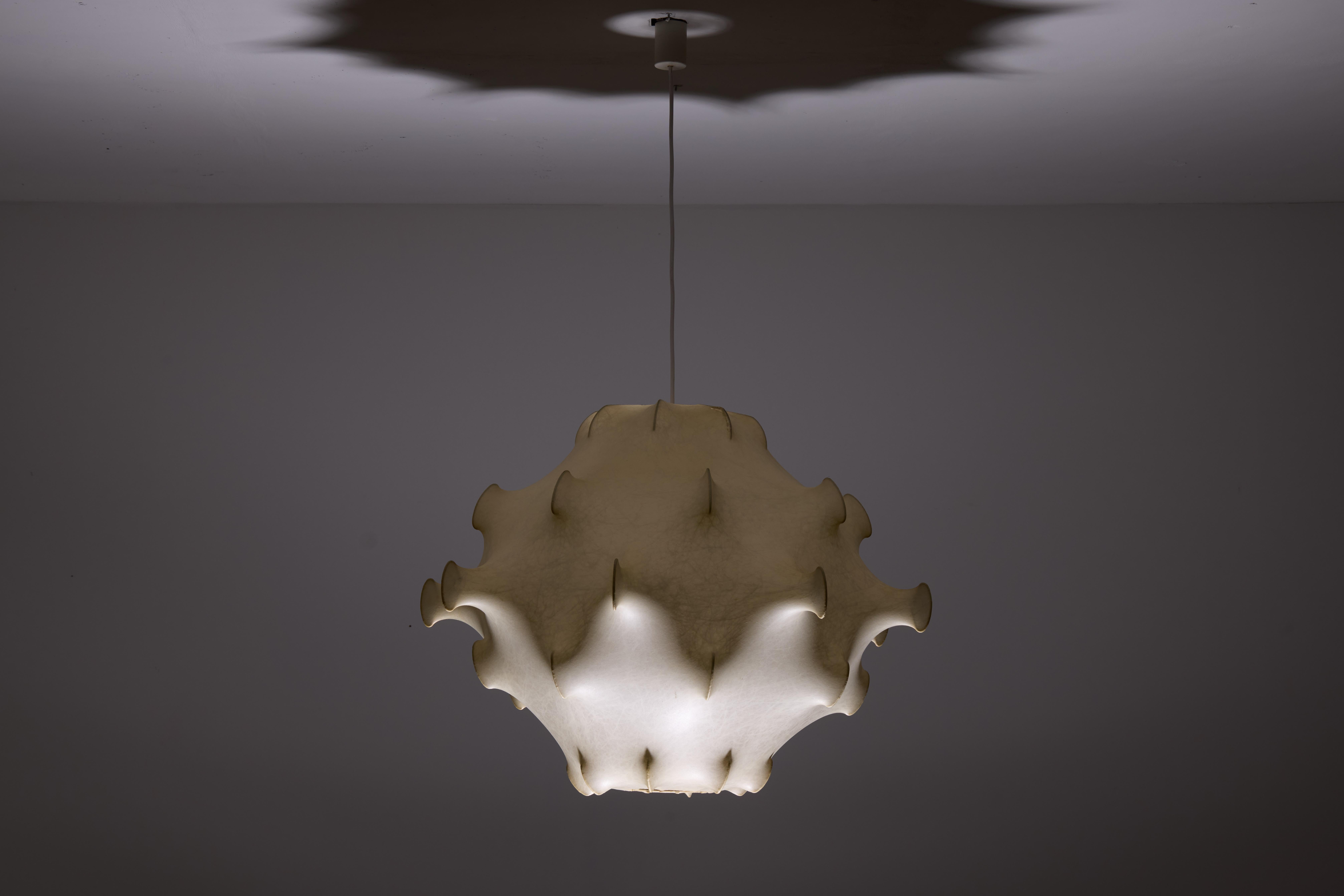 Coppia di grandi 'Taraxacum 2' Achille e Pier Giacomo Castiglioni per Flos, 1960 in vendita 4