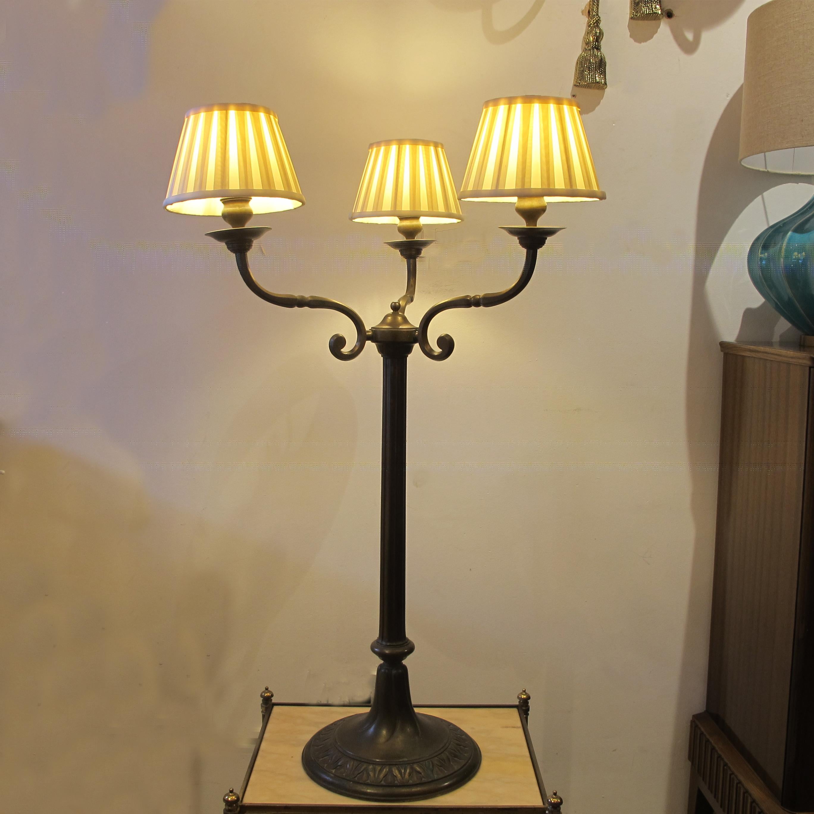 Pair of Large Three Arms Solid Bronze Table Lamps circa 1900, French For Sale 4
