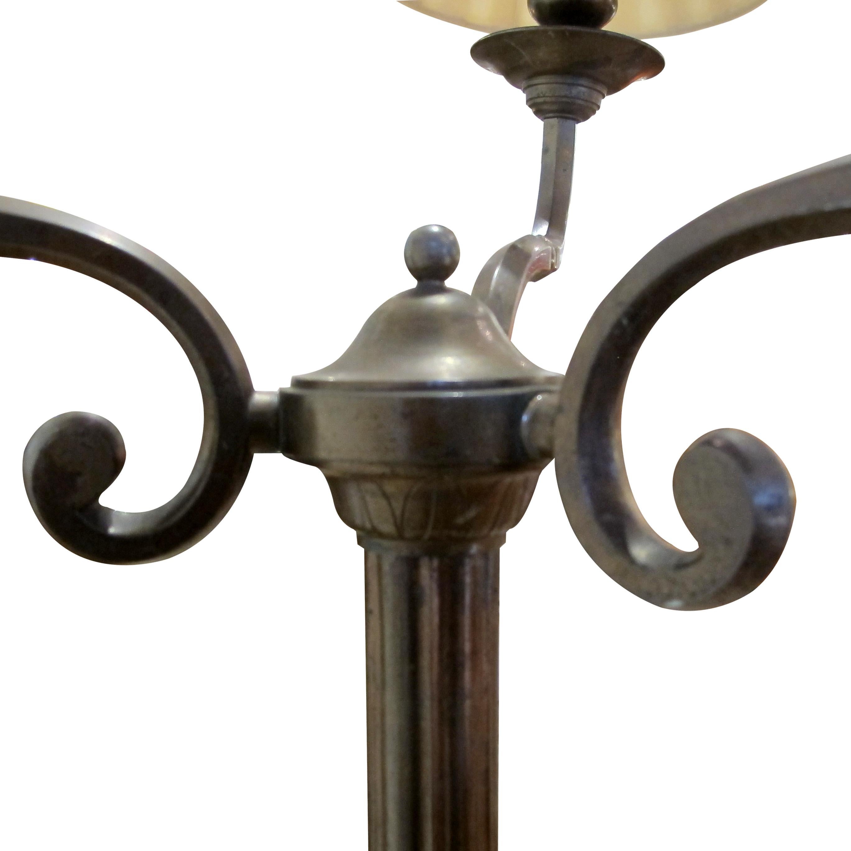 Pair of Large Three Arms Solid Bronze Table Lamps circa 1900, French In Good Condition For Sale In London, GB