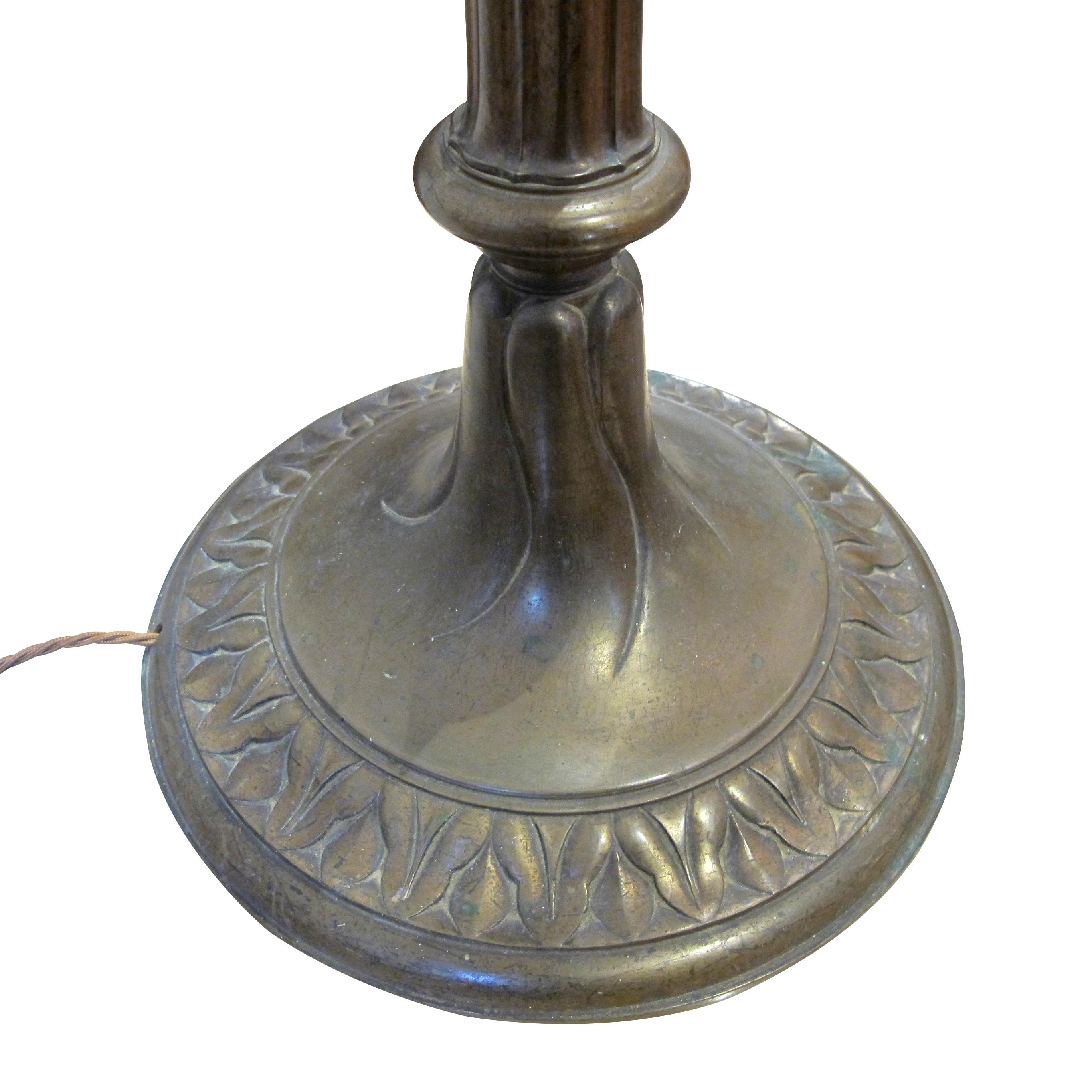 Pair of Large Three Arms Solid Bronze Table Lamps circa 1900, French For Sale 1