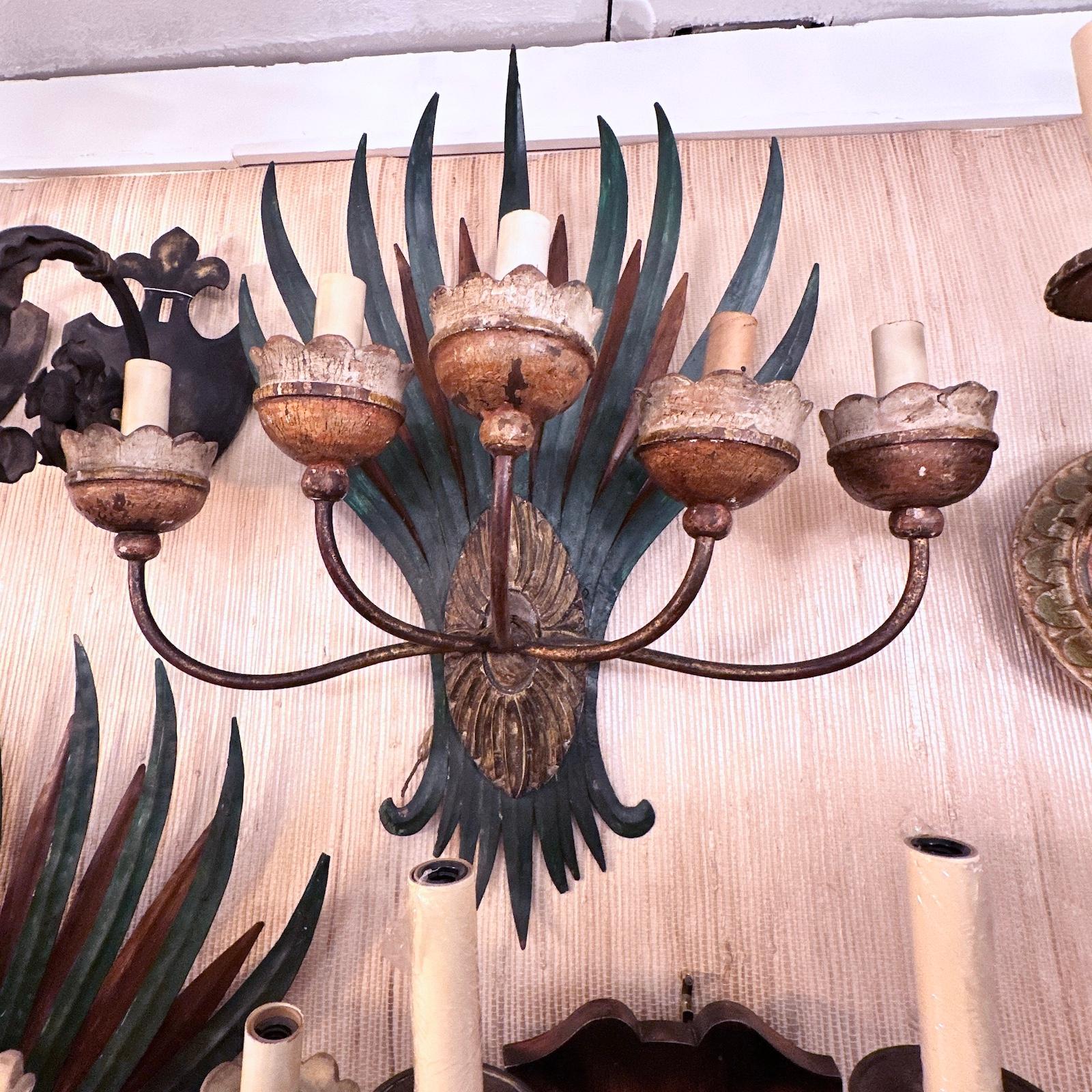 Pair of Large Tole and Wood Sconces In Good Condition For Sale In New York, NY