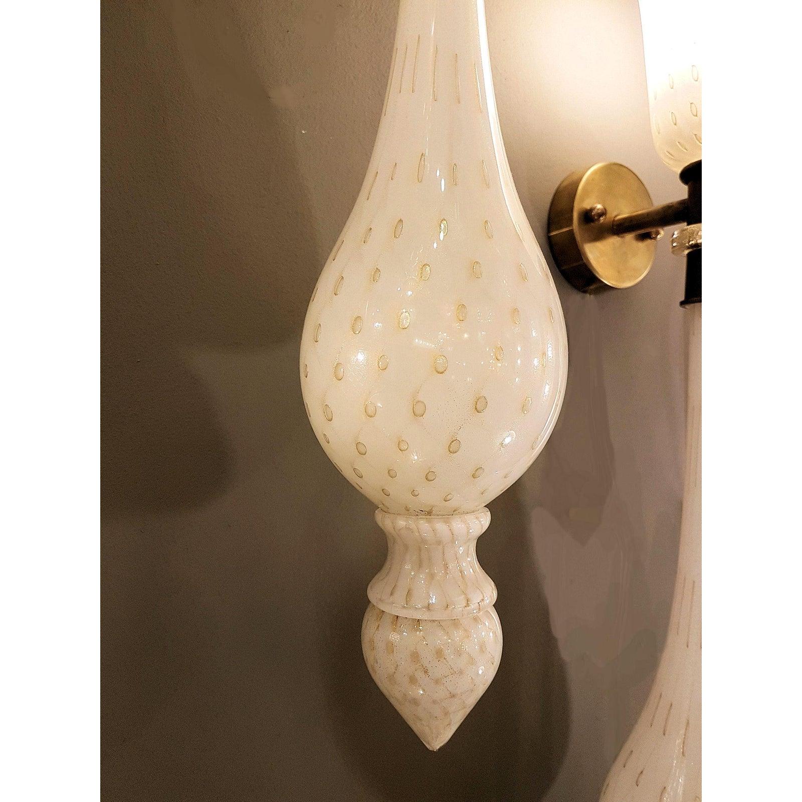 Long Torchiere White & Gold Murano Glass Sconces Mid-Century Modern Venini Style In Excellent Condition In Dallas, TX